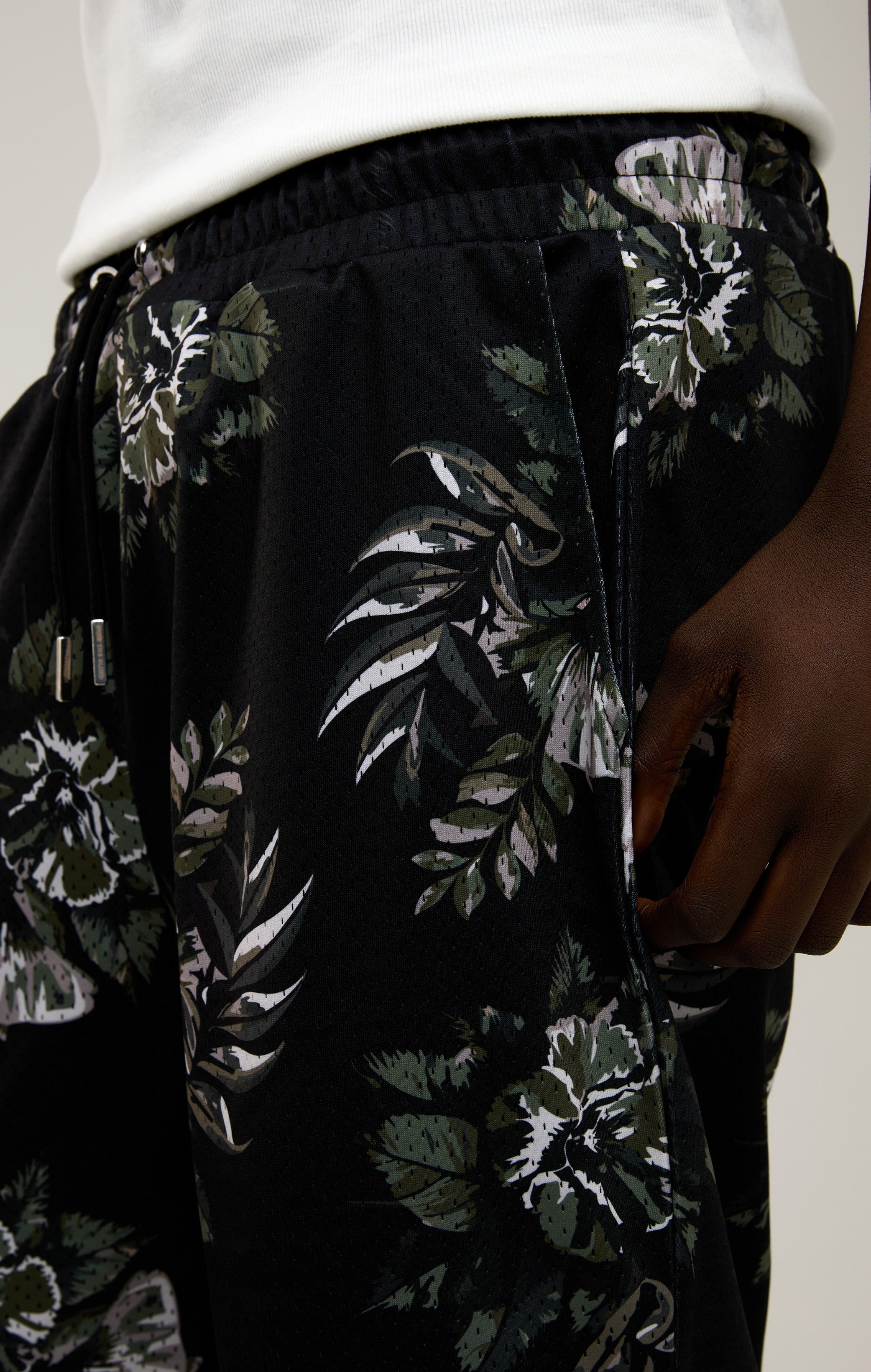 BOTANICAL MESH SHORTS