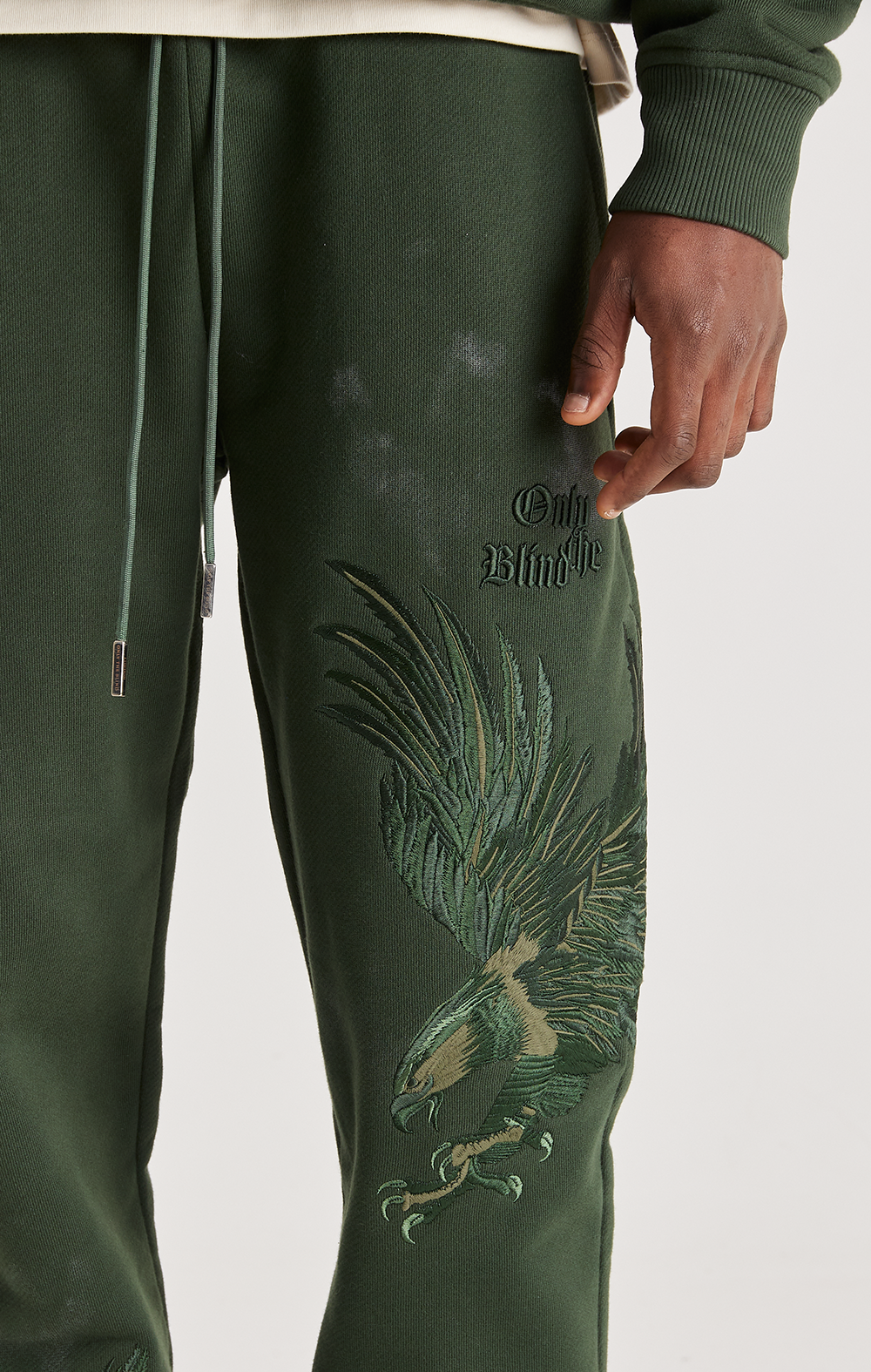 WOODLAND HAWK SWEATPANTS