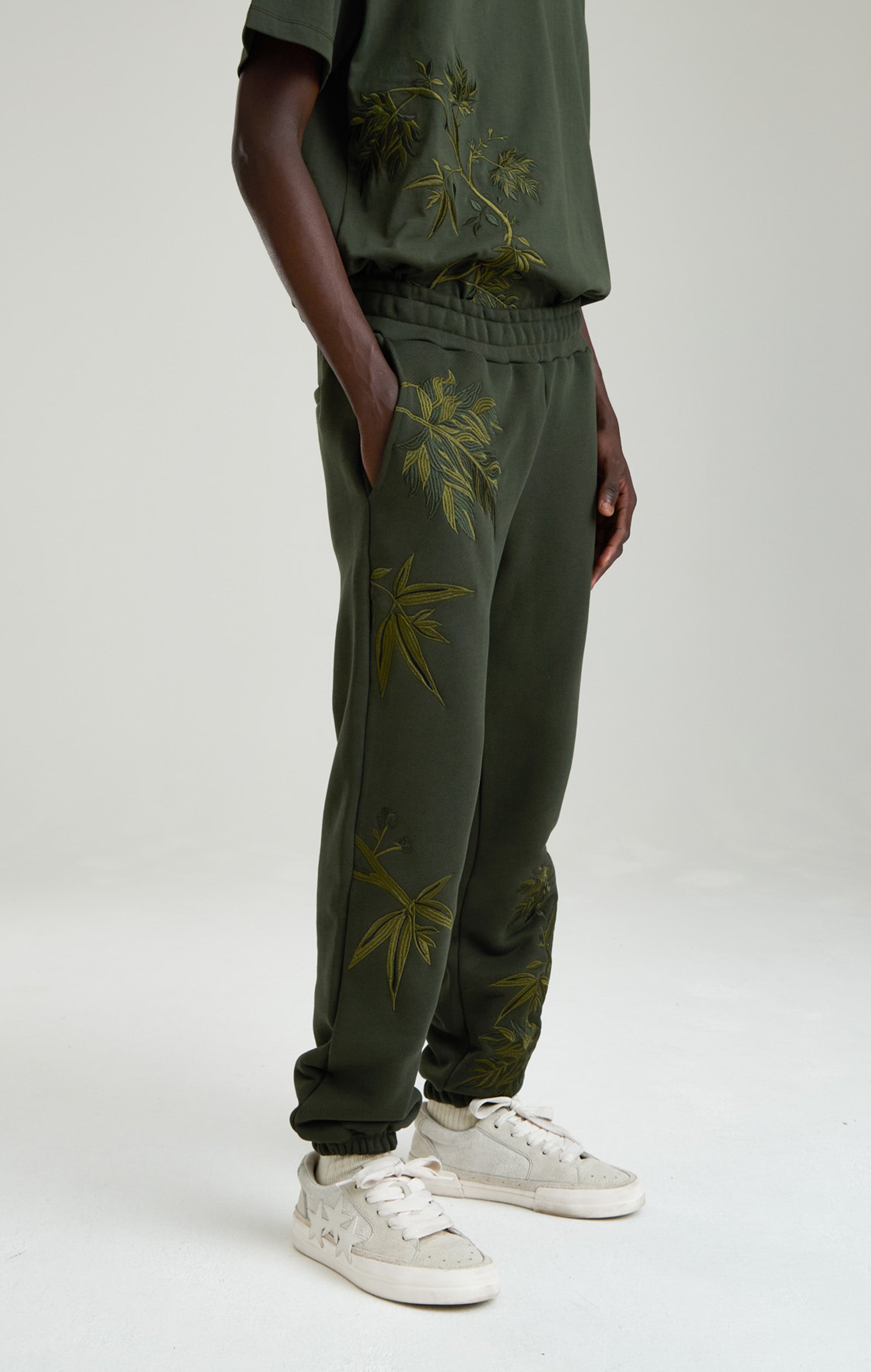 VERDANT FOREST SWEATPANTS