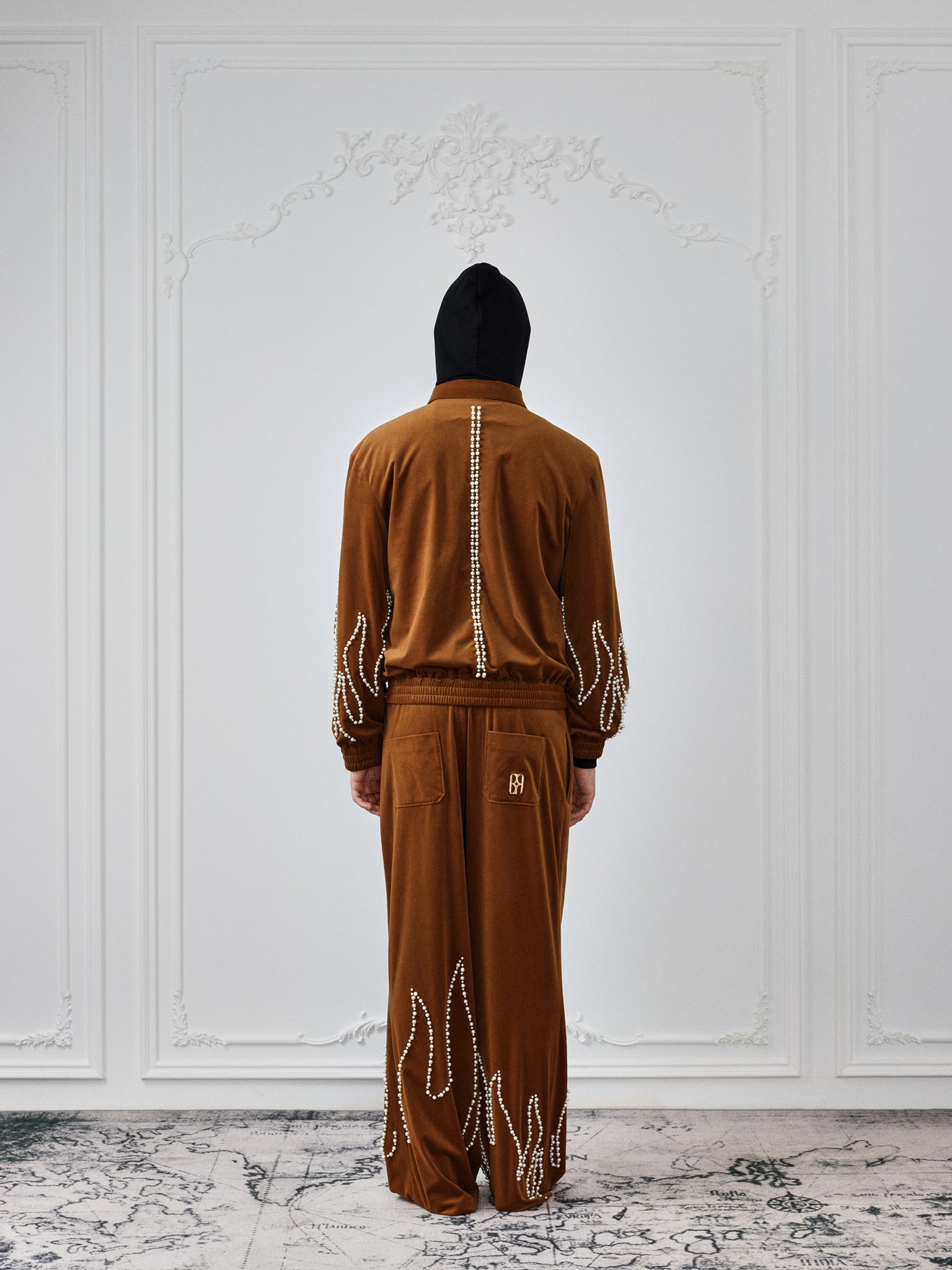 Flame Pearl Velvet Pant