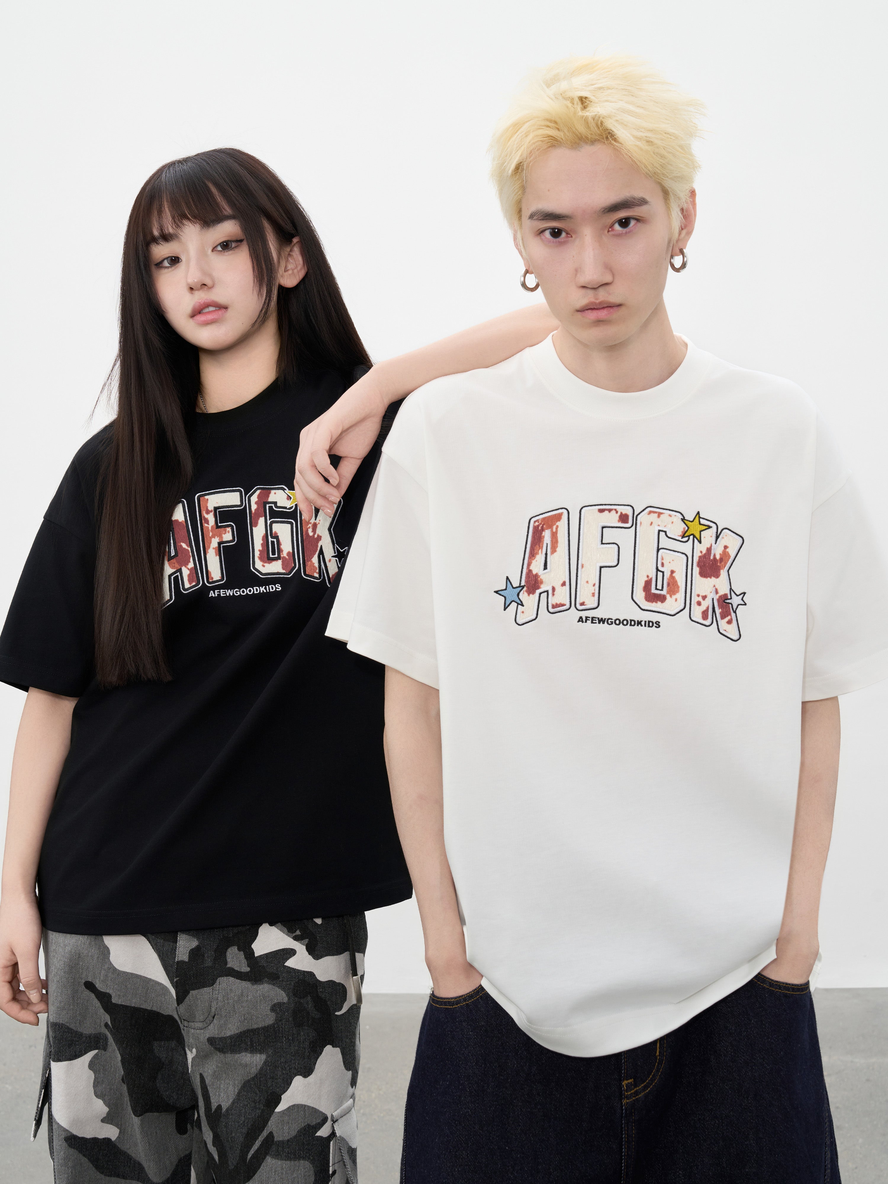 DONCARE(AFGK) "Milky logo tee"