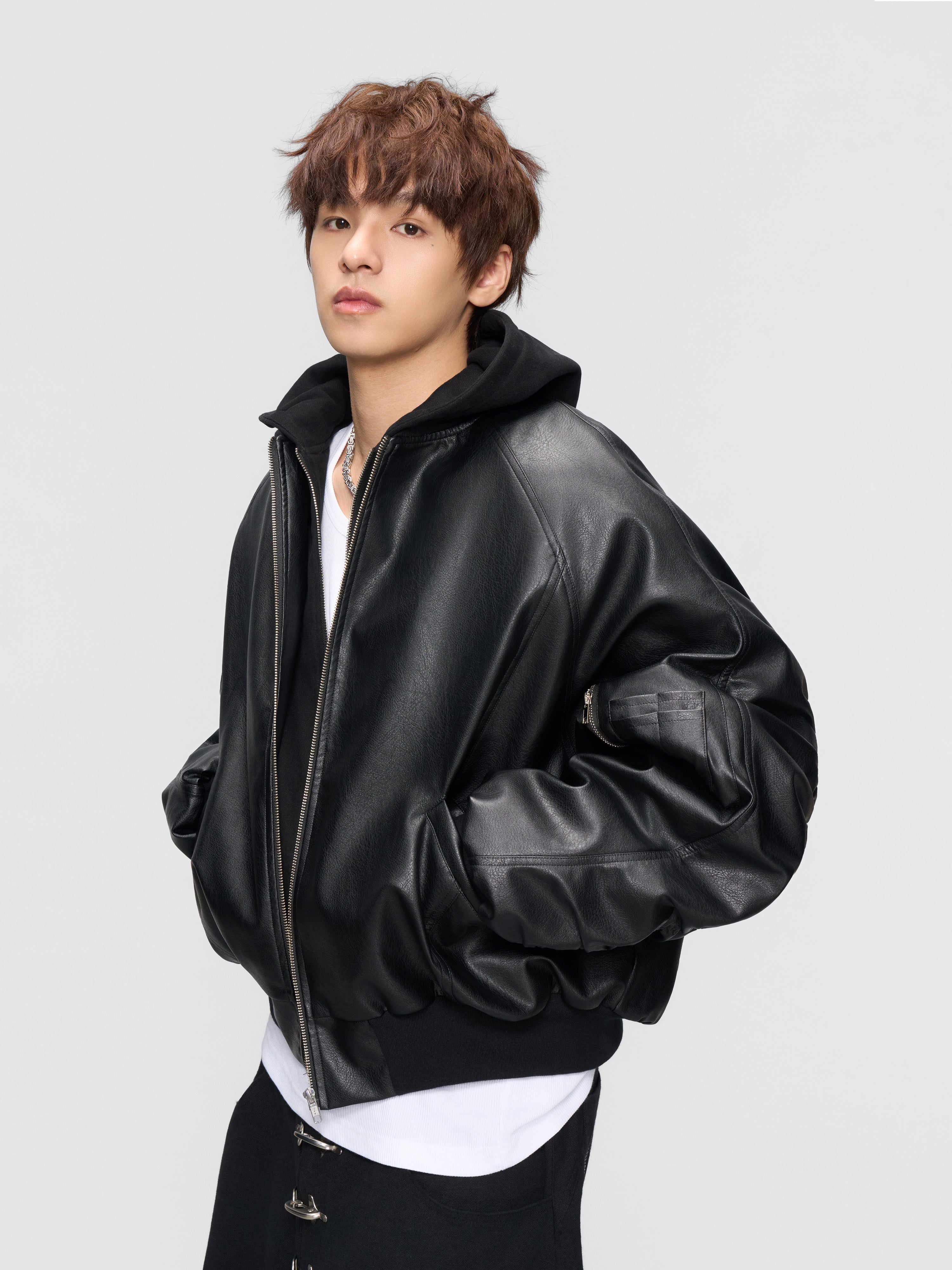 DONCARE(AFGK) "Leather hooded bomber jacket"