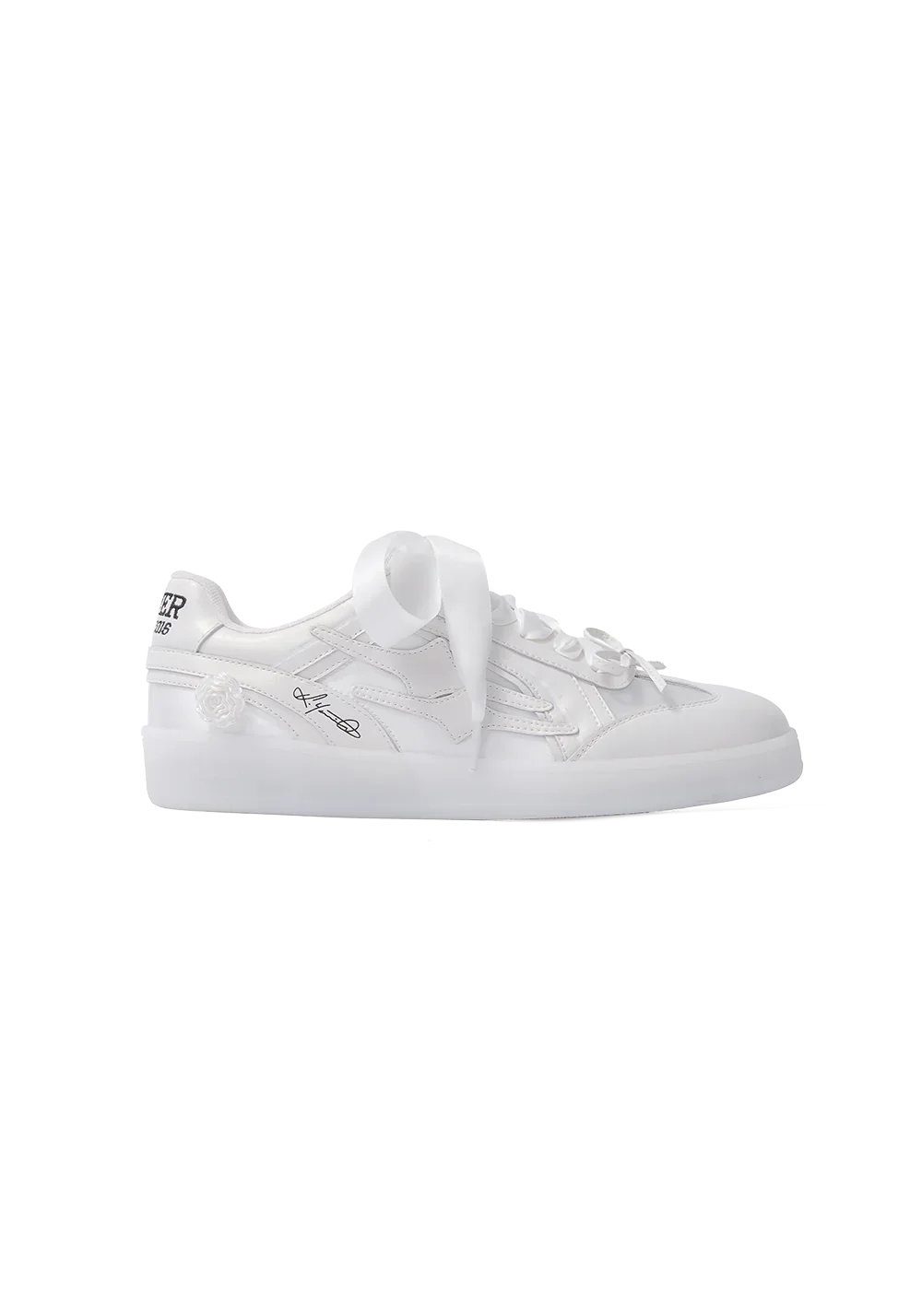 Retro Training Sneaker-White