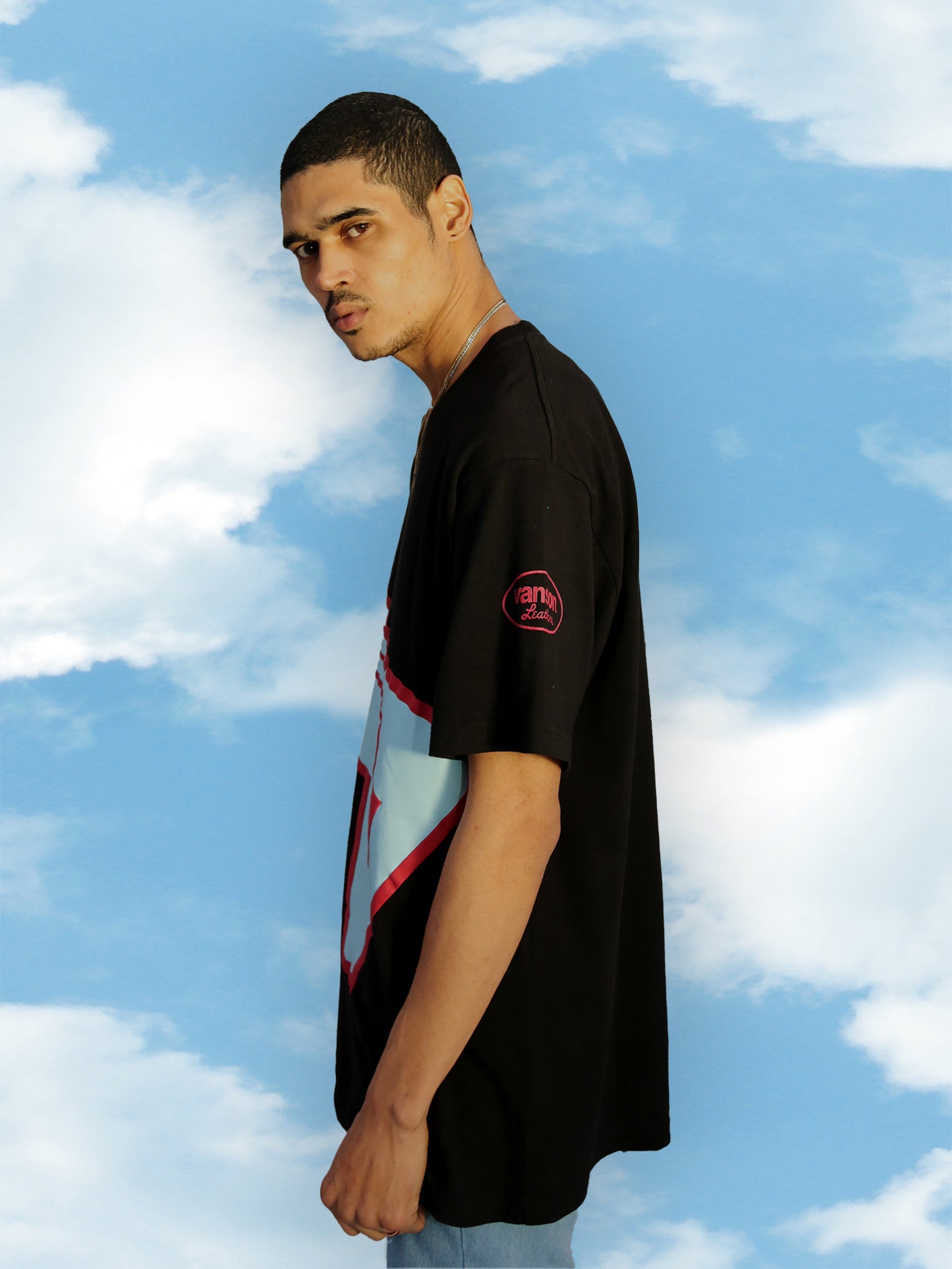 UNISEX ALEALI MAY COLLABORATION T SHIRT | BLACK