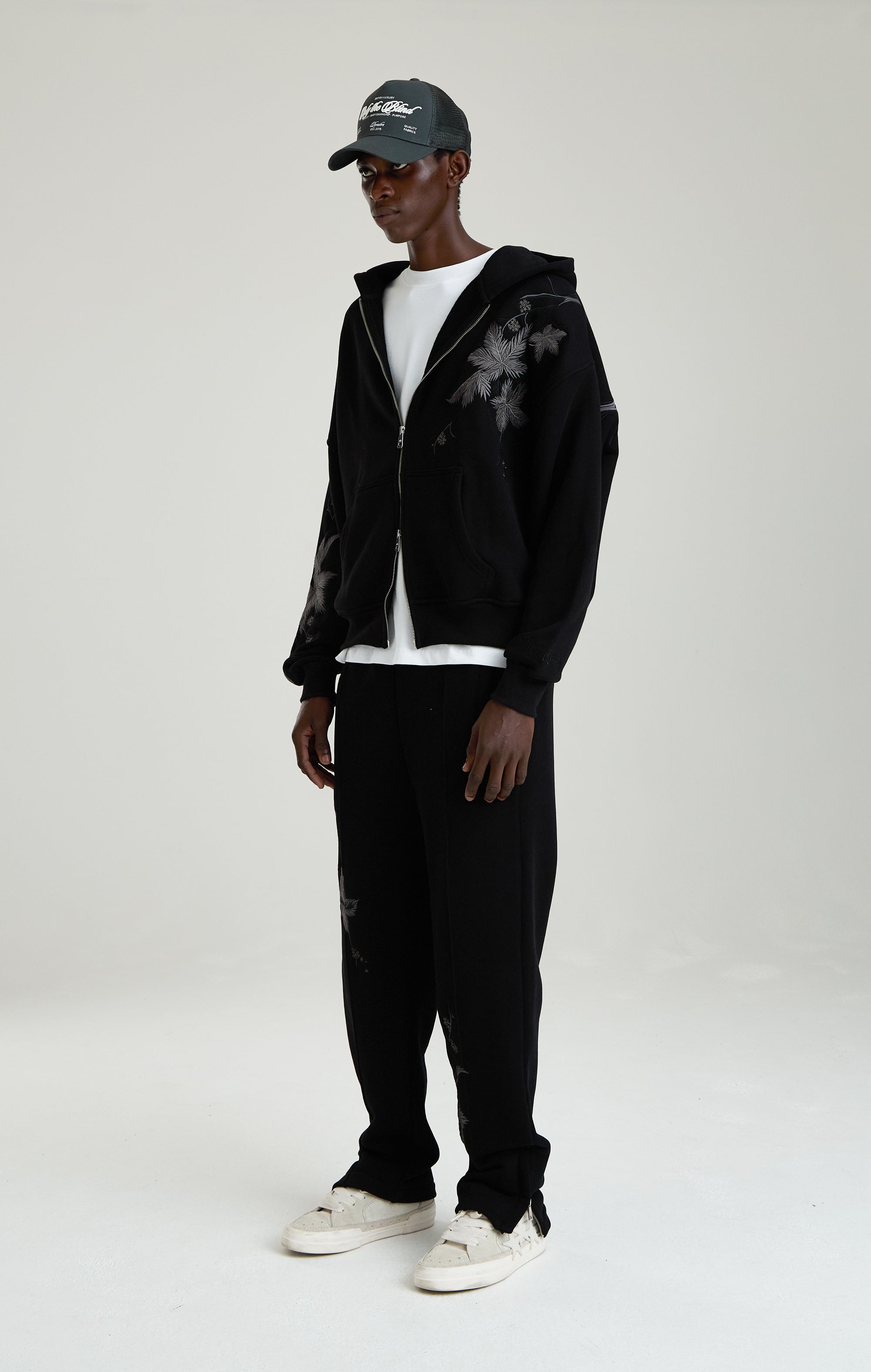 GRAPHITE SPECIALIST TRUCKER CAP