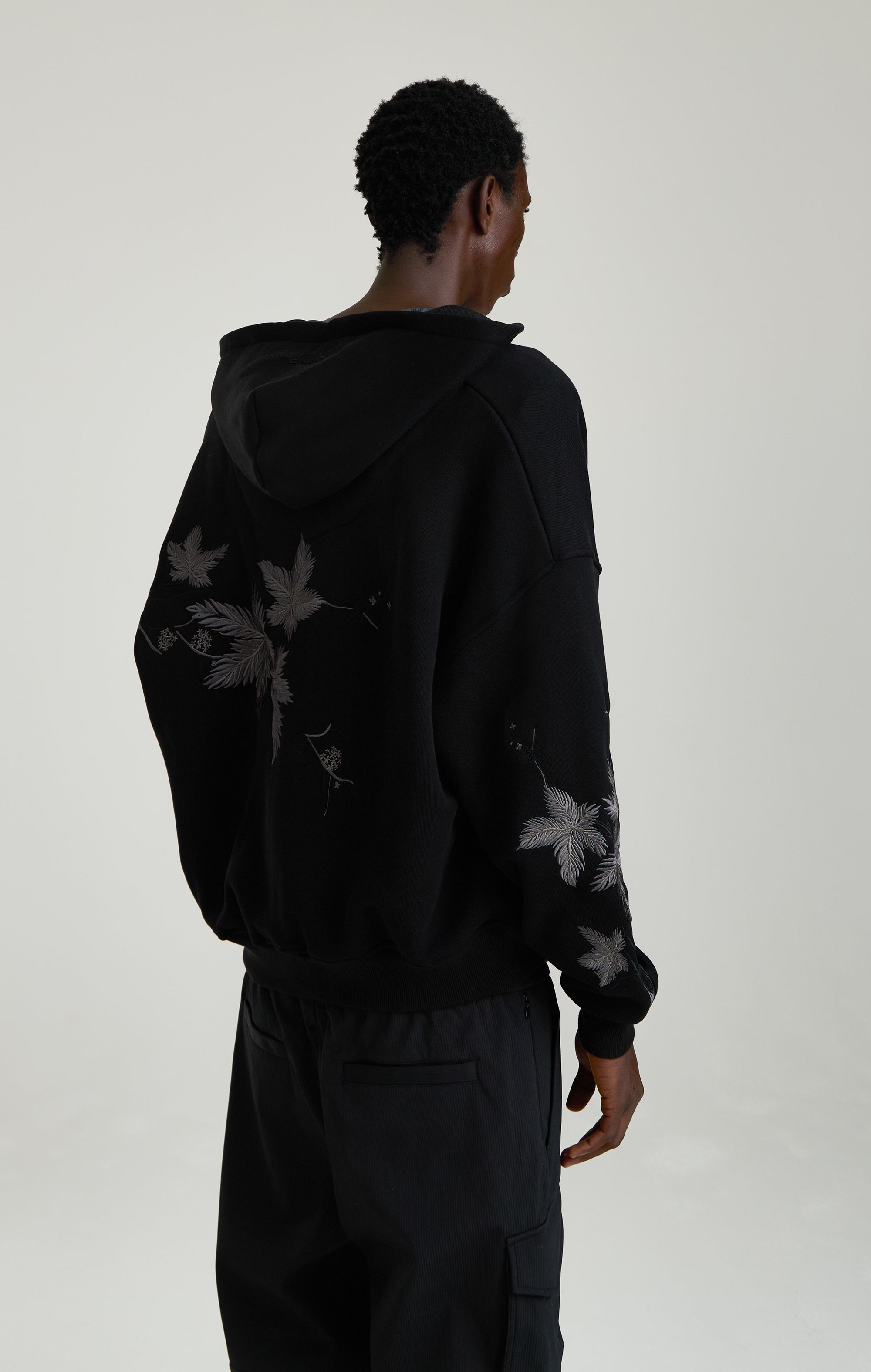 MIDNIGHT HAWTHORN ZIPPED HOODIE