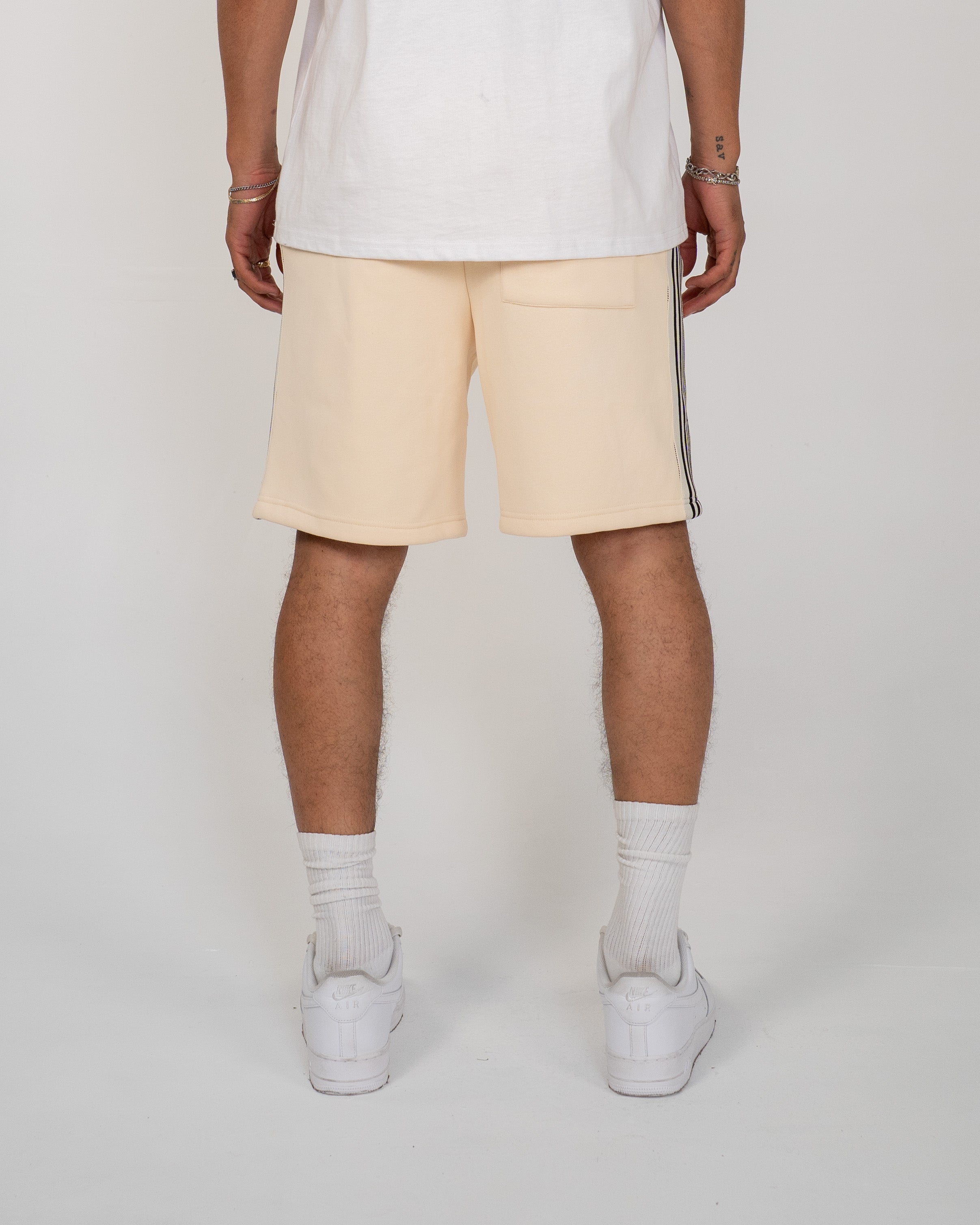 EPTM Essential Shorts - Cream
