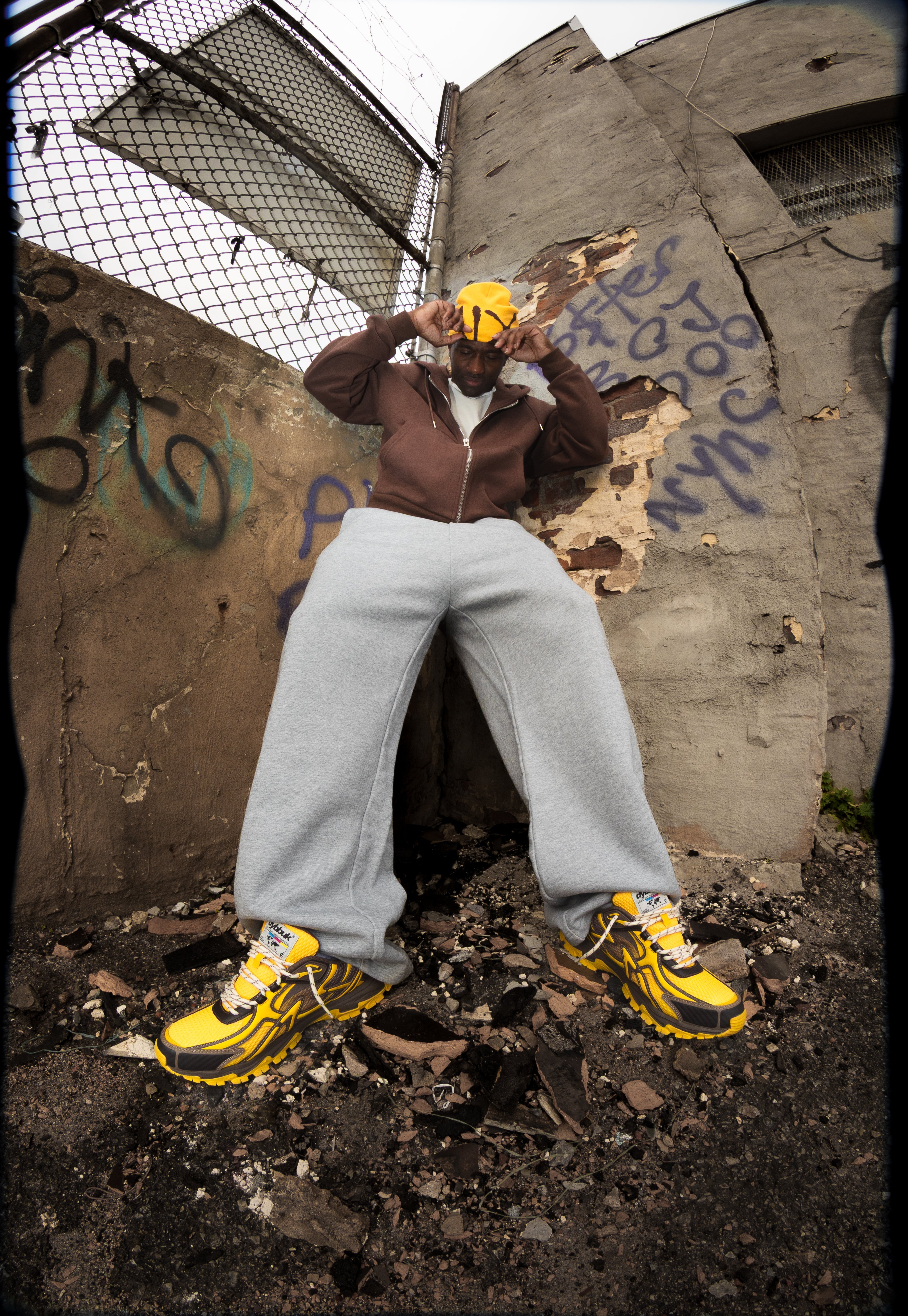 VORTEX V.2 (BROWN/YELLOW)