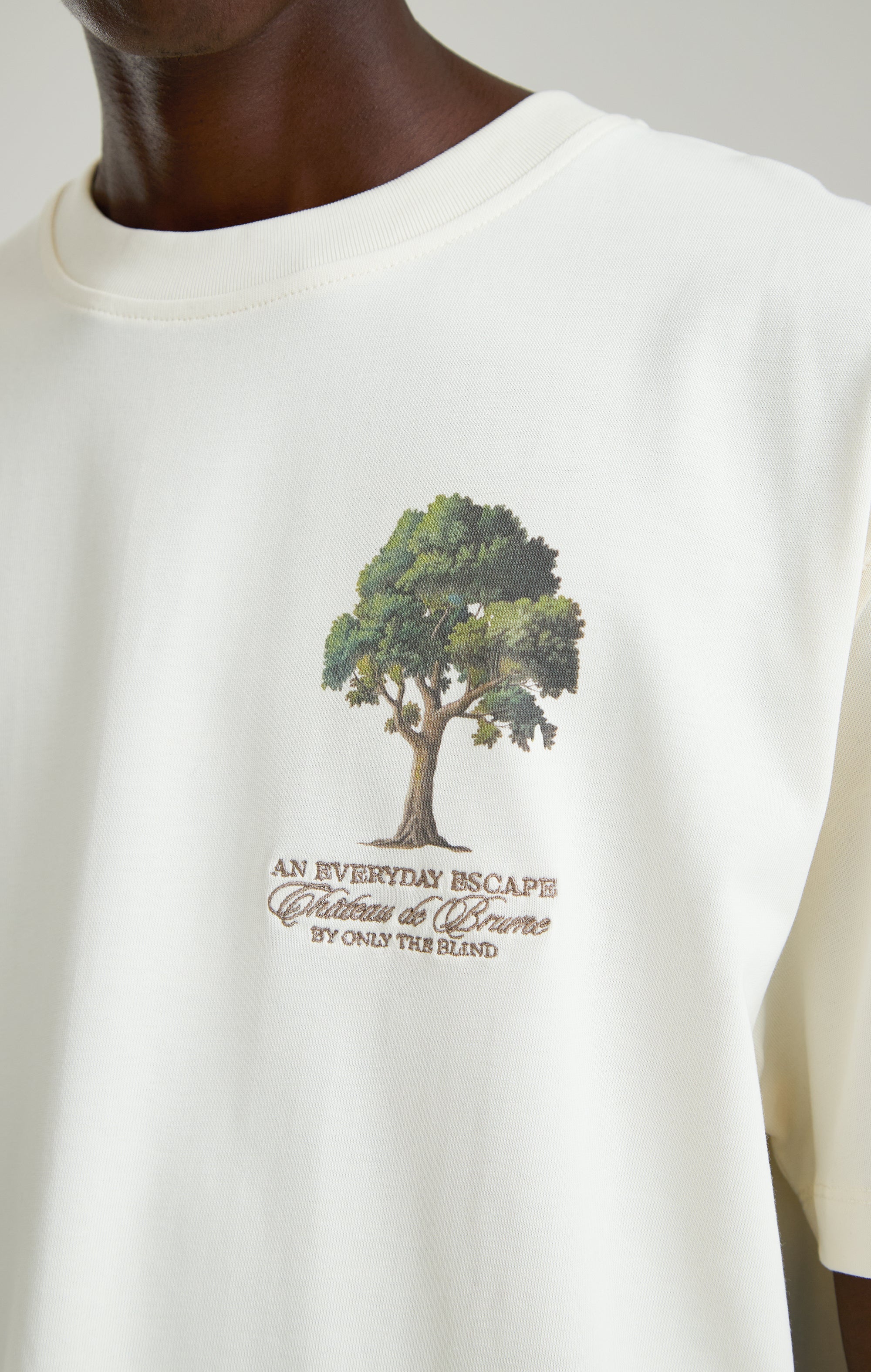CHATEAU DE BRUME T-SHIRT