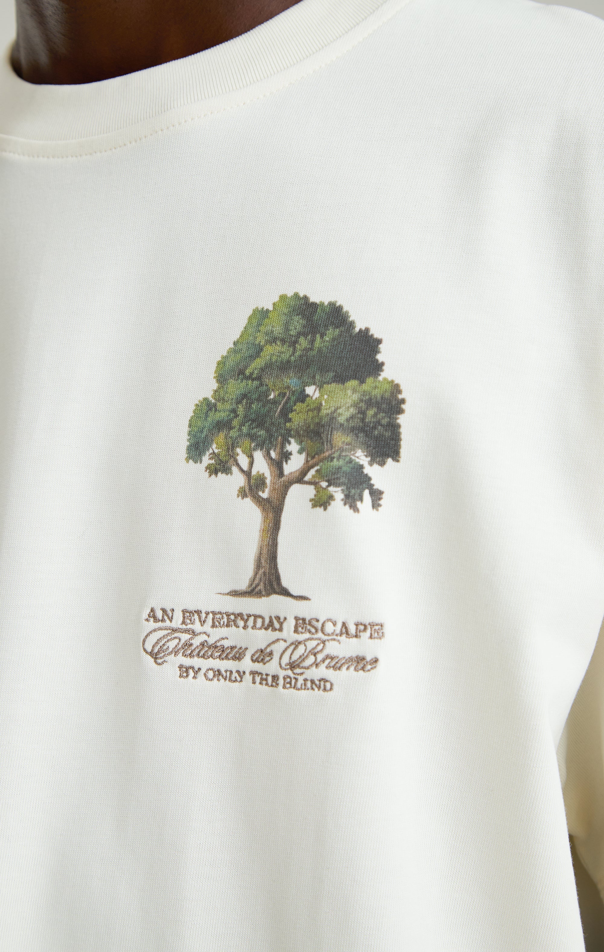 CHATEAU DE BRUME T-SHIRT