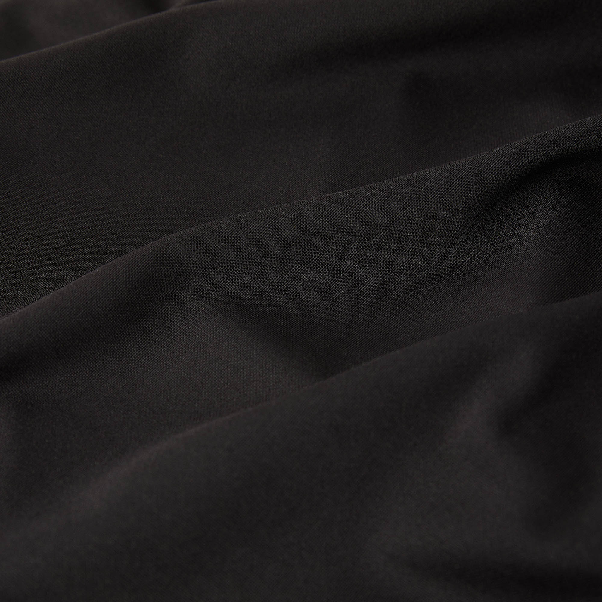 icon 6" run short / black