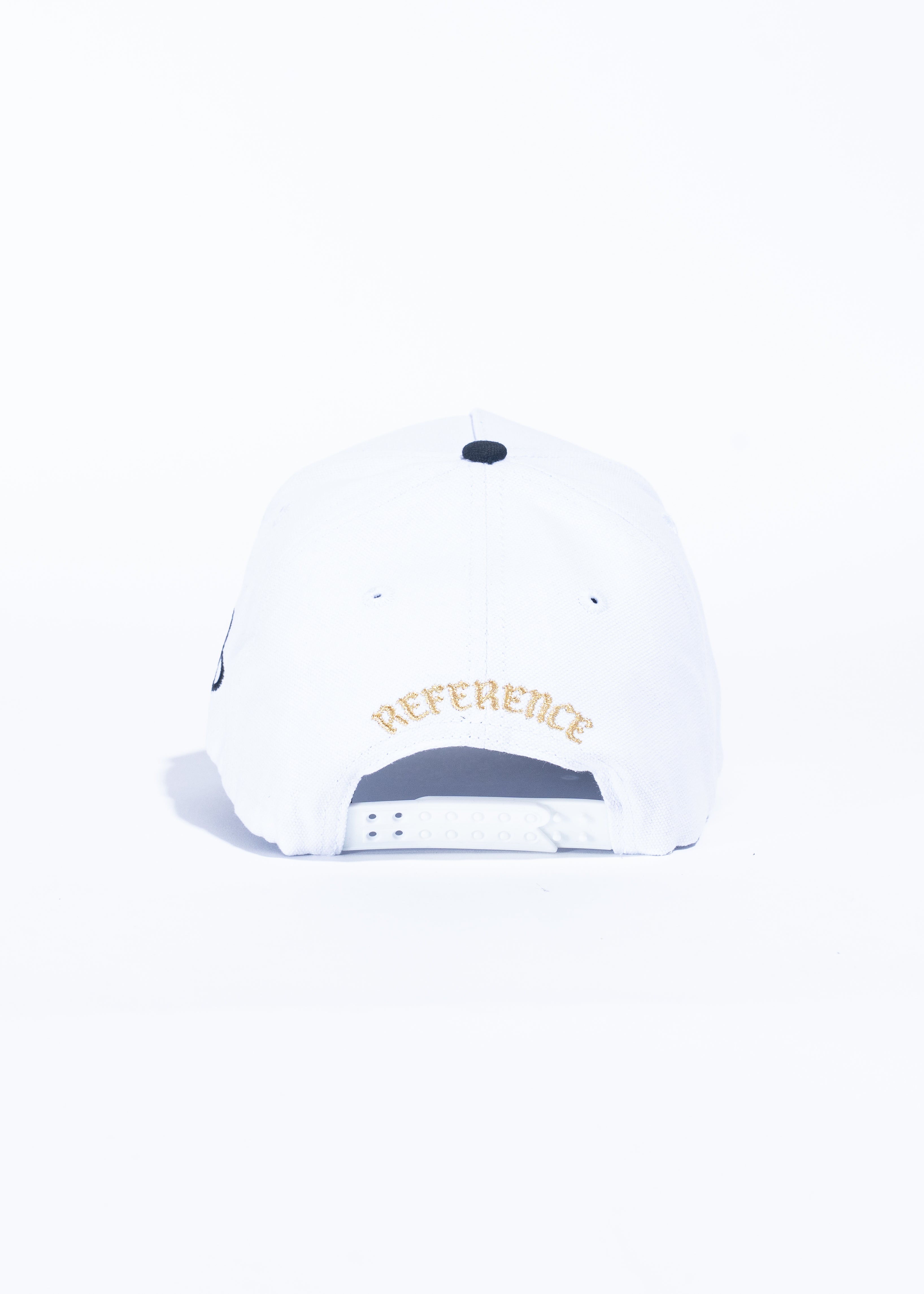 In The Wild (White/Black)