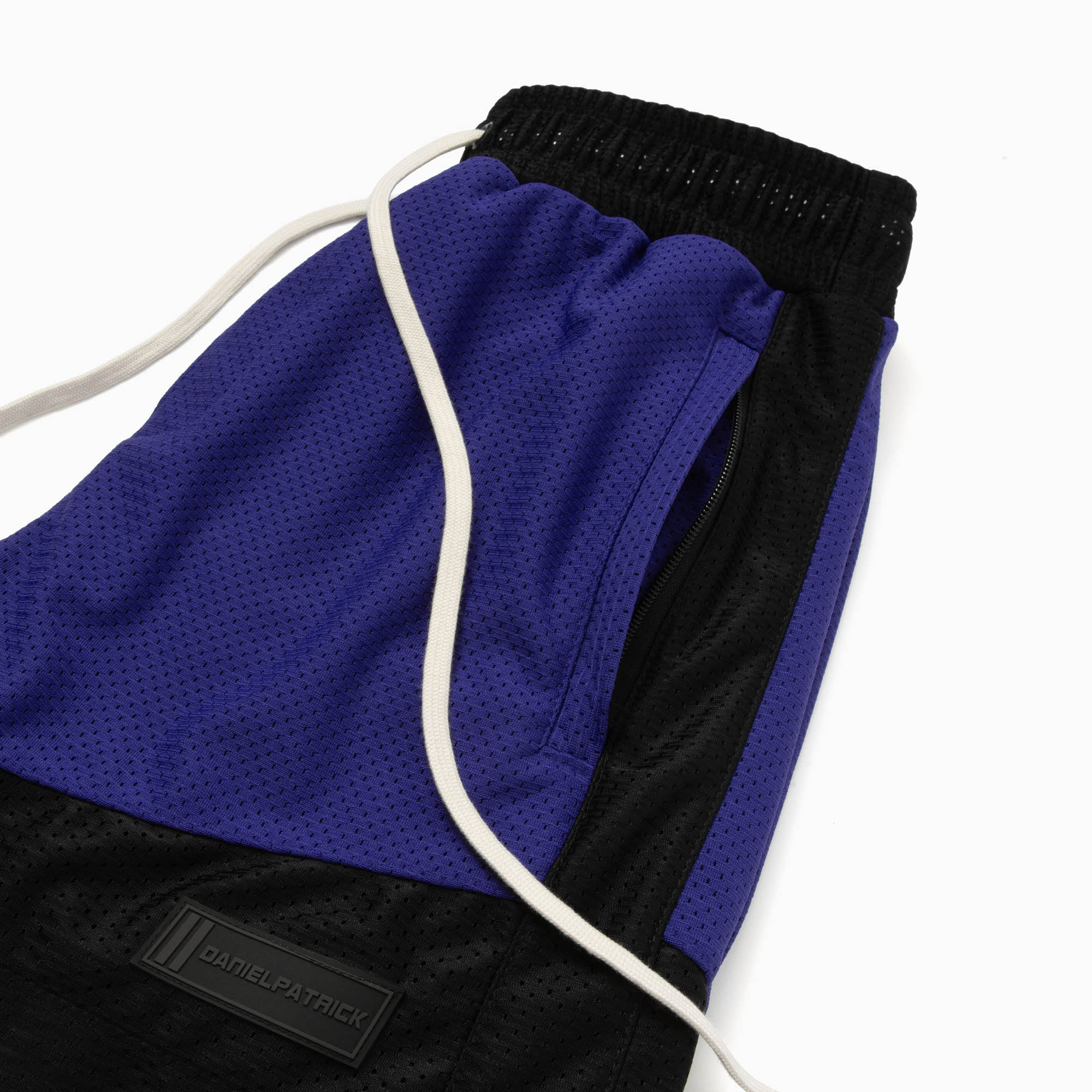 icon mesh gym short / ultra violet + black