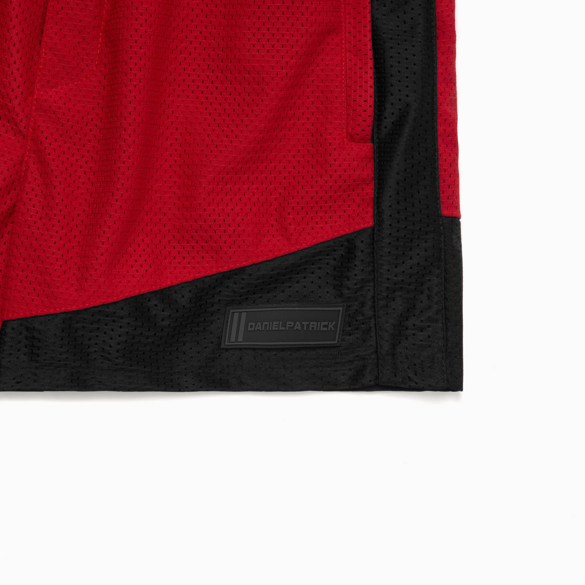 icon mesh gym short / red + black
