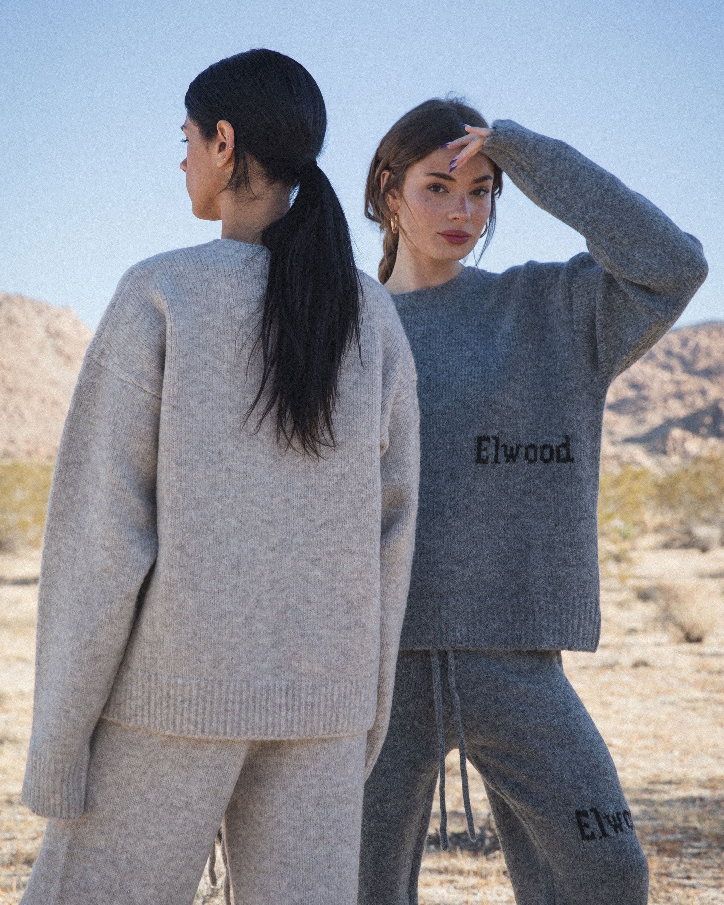 KNIT SWEATER