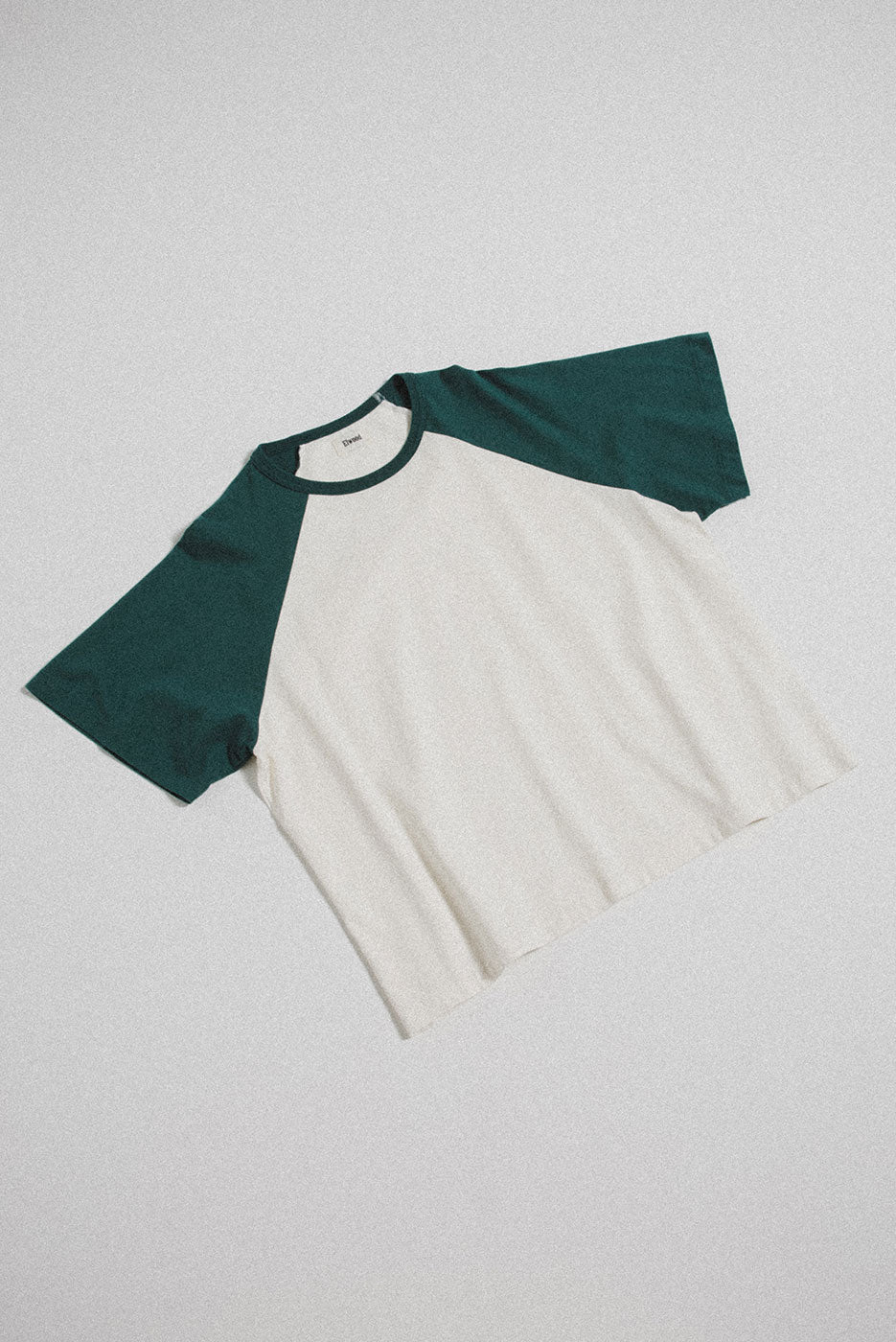 RAGLAN TEE