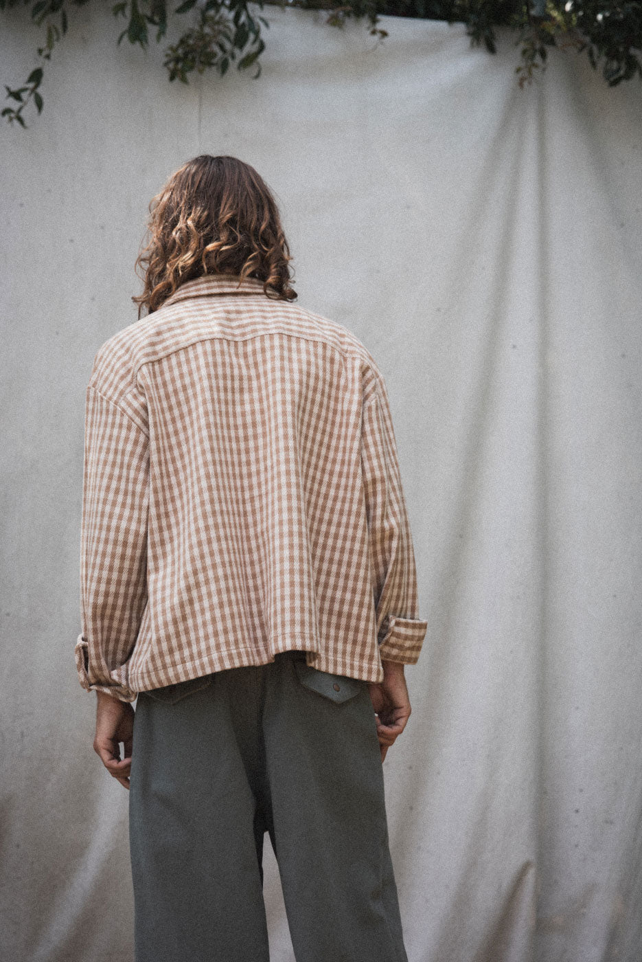 TONY BUTTON UP