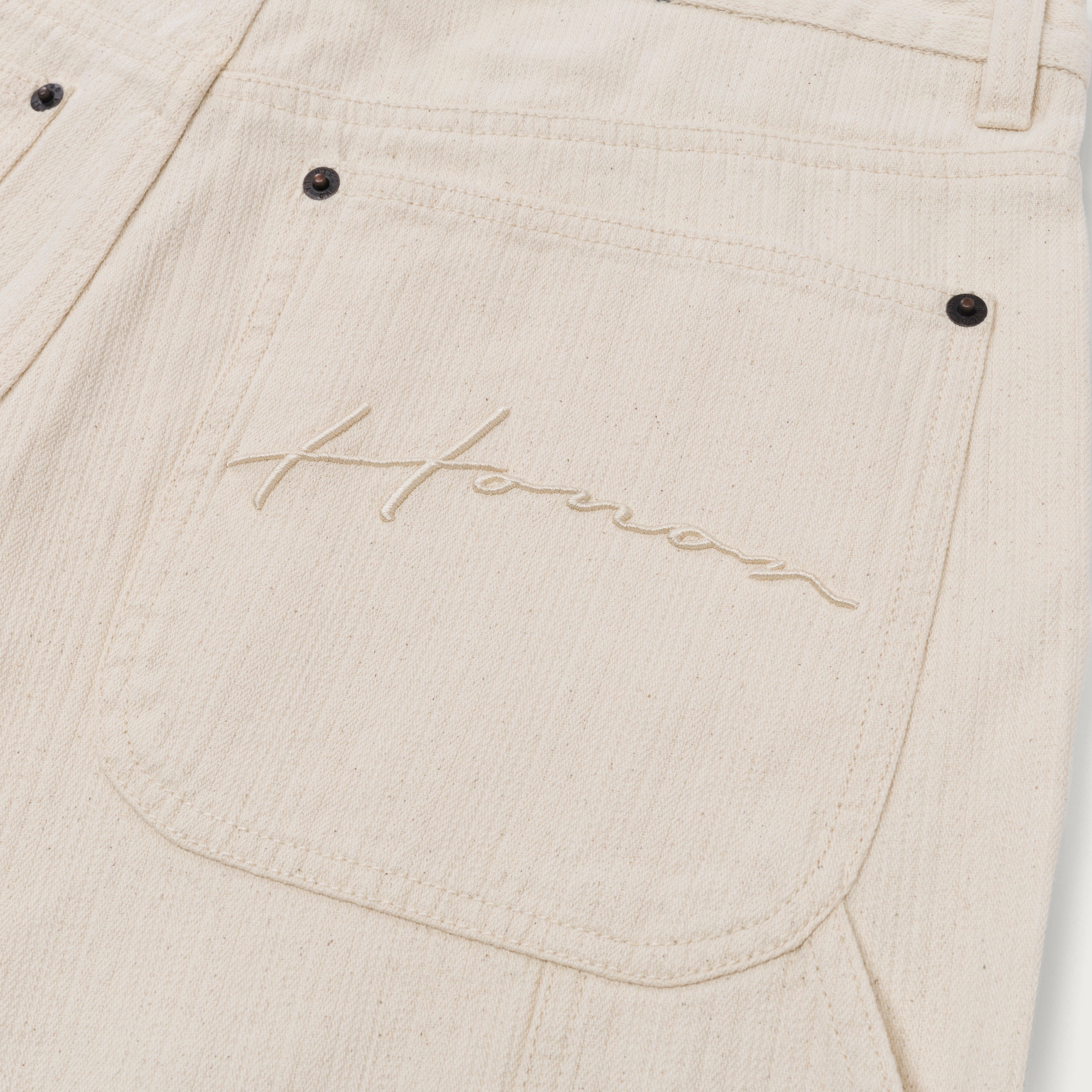 Gears Carpenter Short - Cream