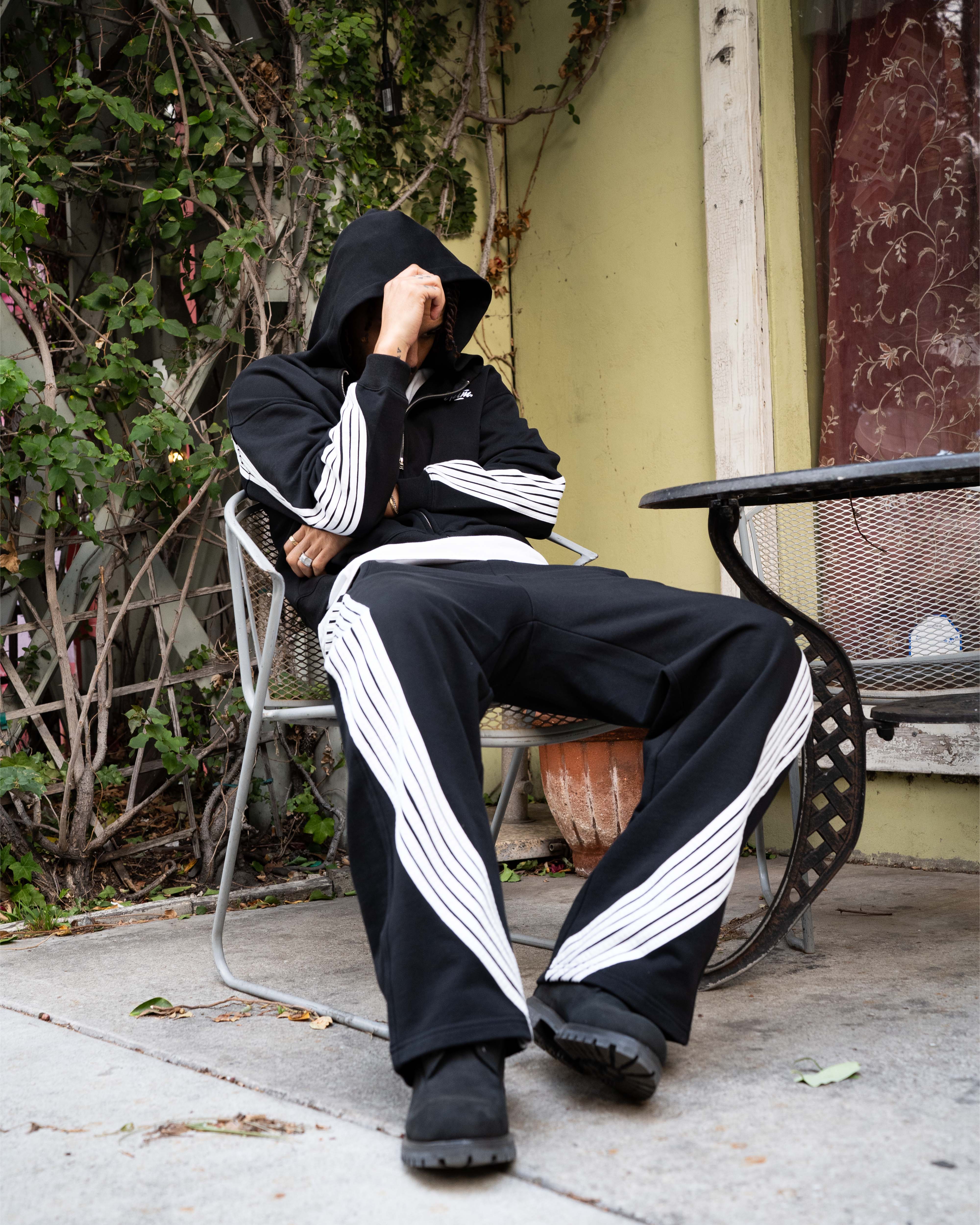 EPTM Highland Zip Up Hoodie - Black