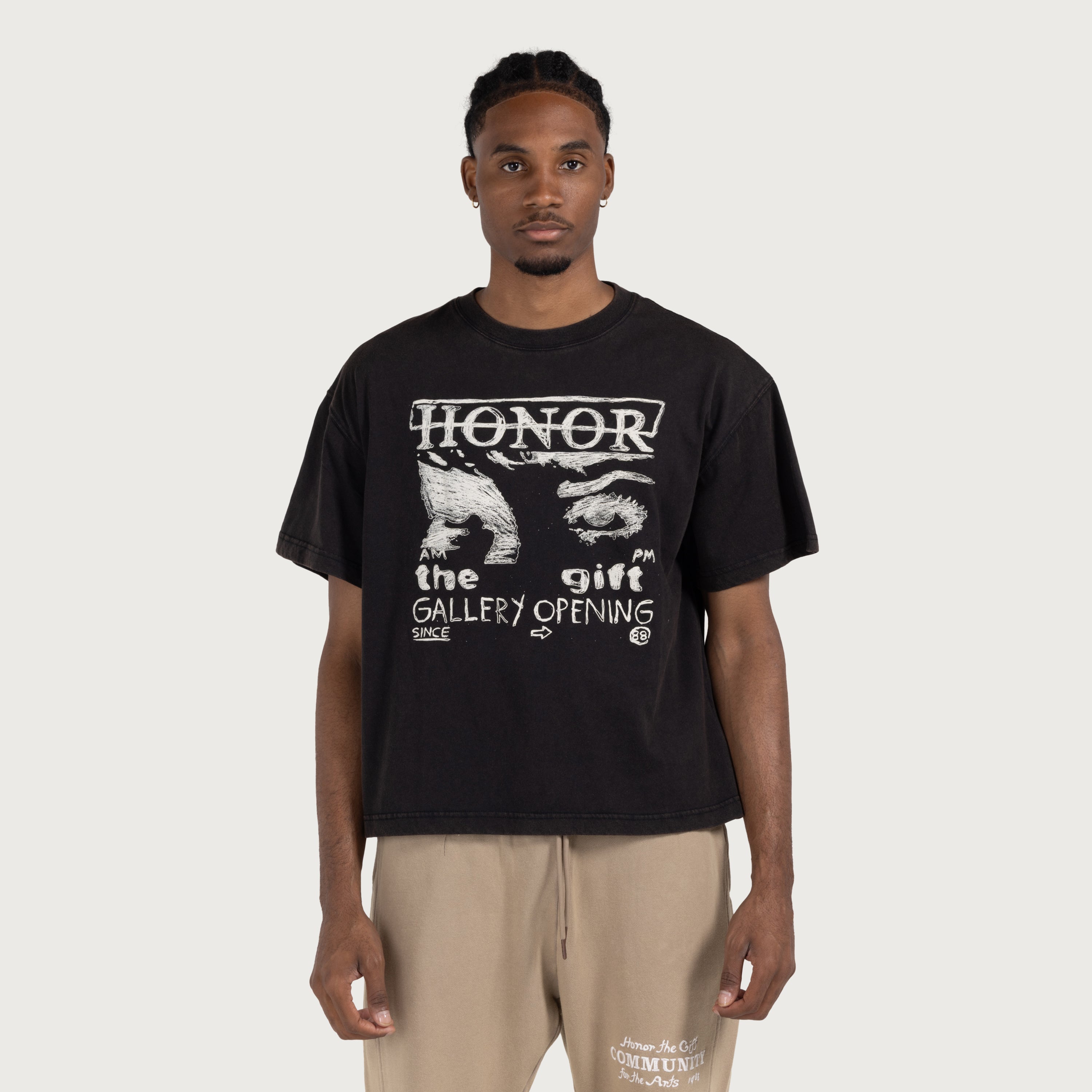 Art That Reflects - Black