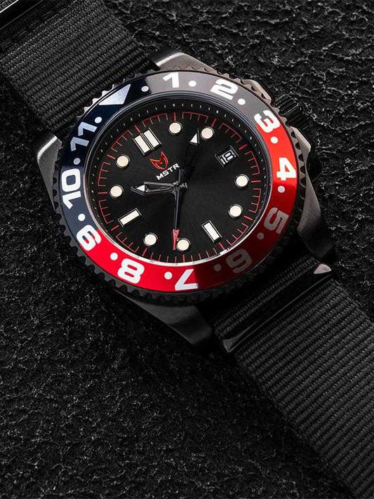 VO102NB - VOYAGER BLACK / RED / NATO BAND