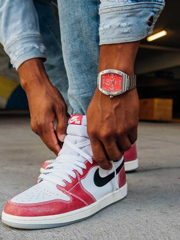 MJ128SS - MAJOR SILVER / RED / STEEL BAND