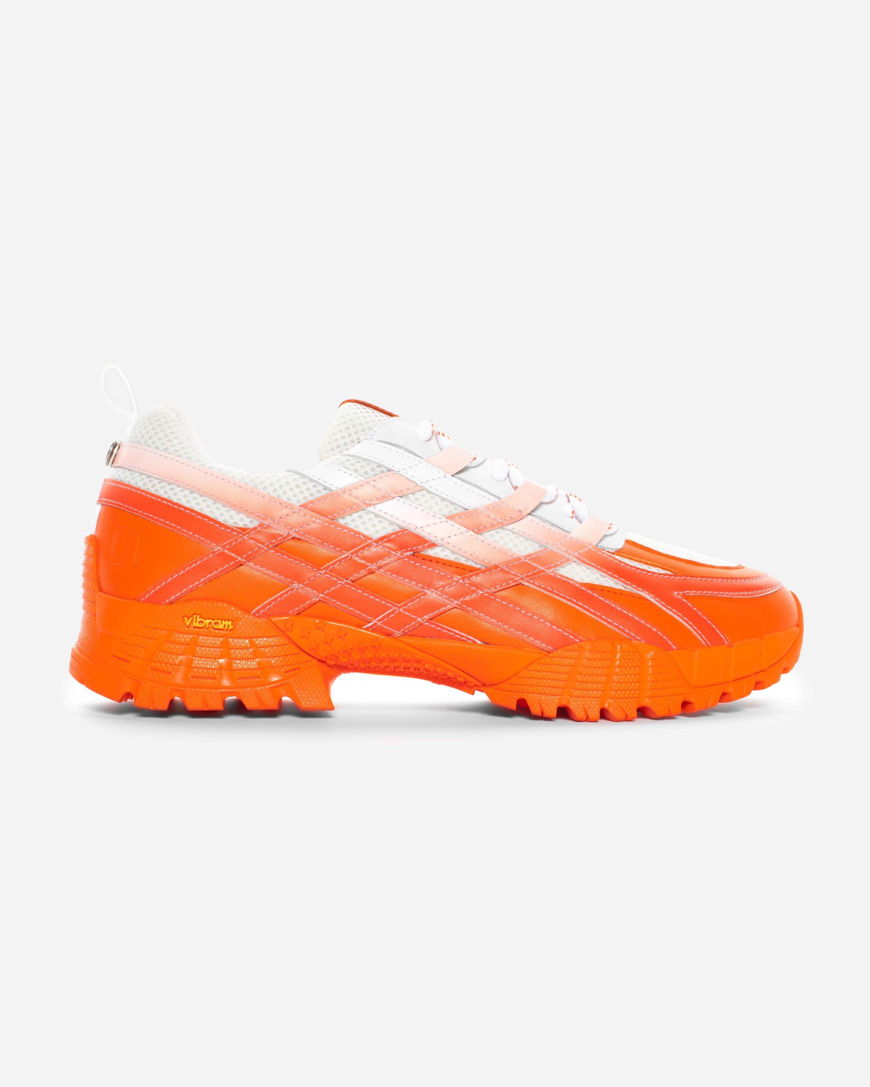 HIKER 01 (ORANGE FADE)