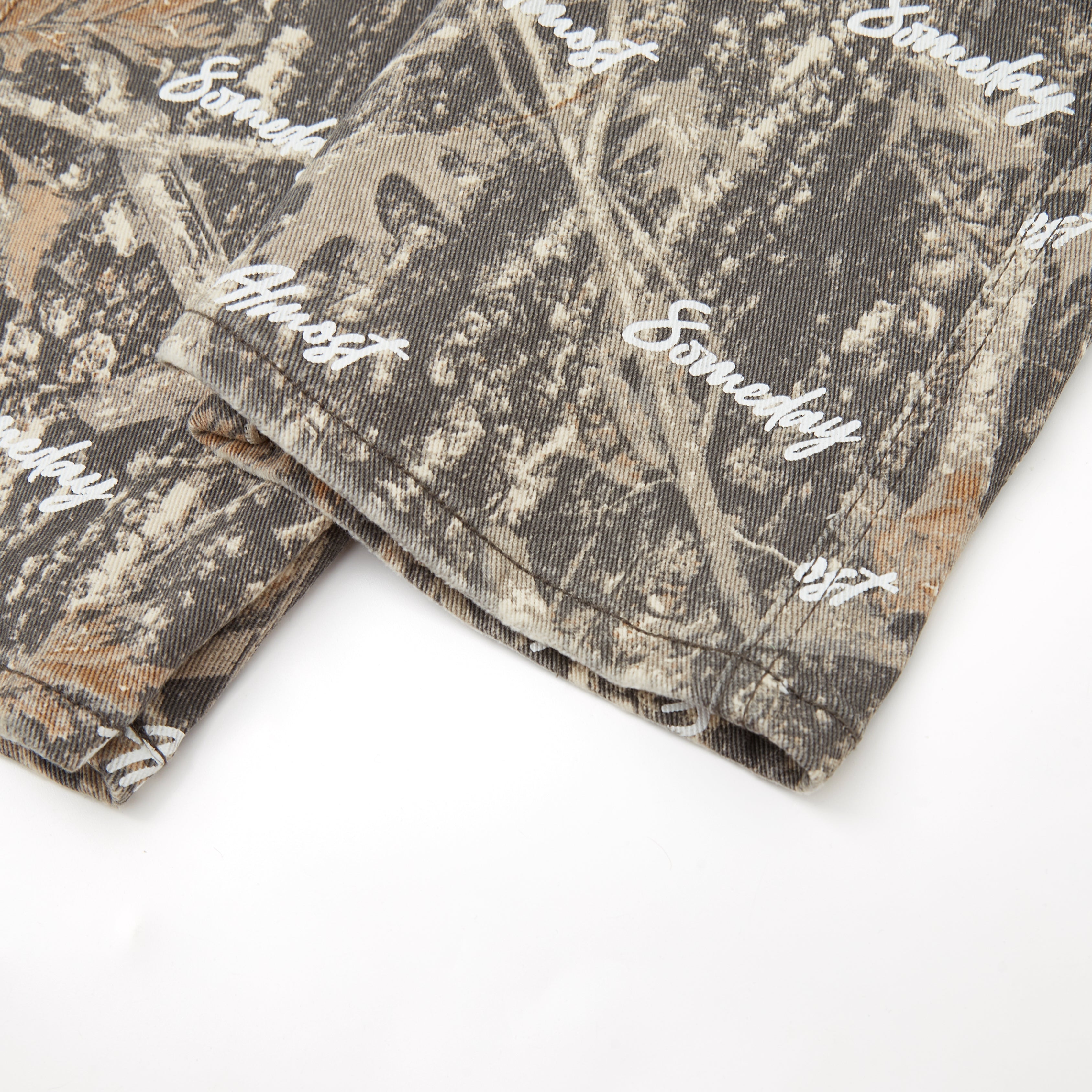 Signature AOP Camo Cargo Pants