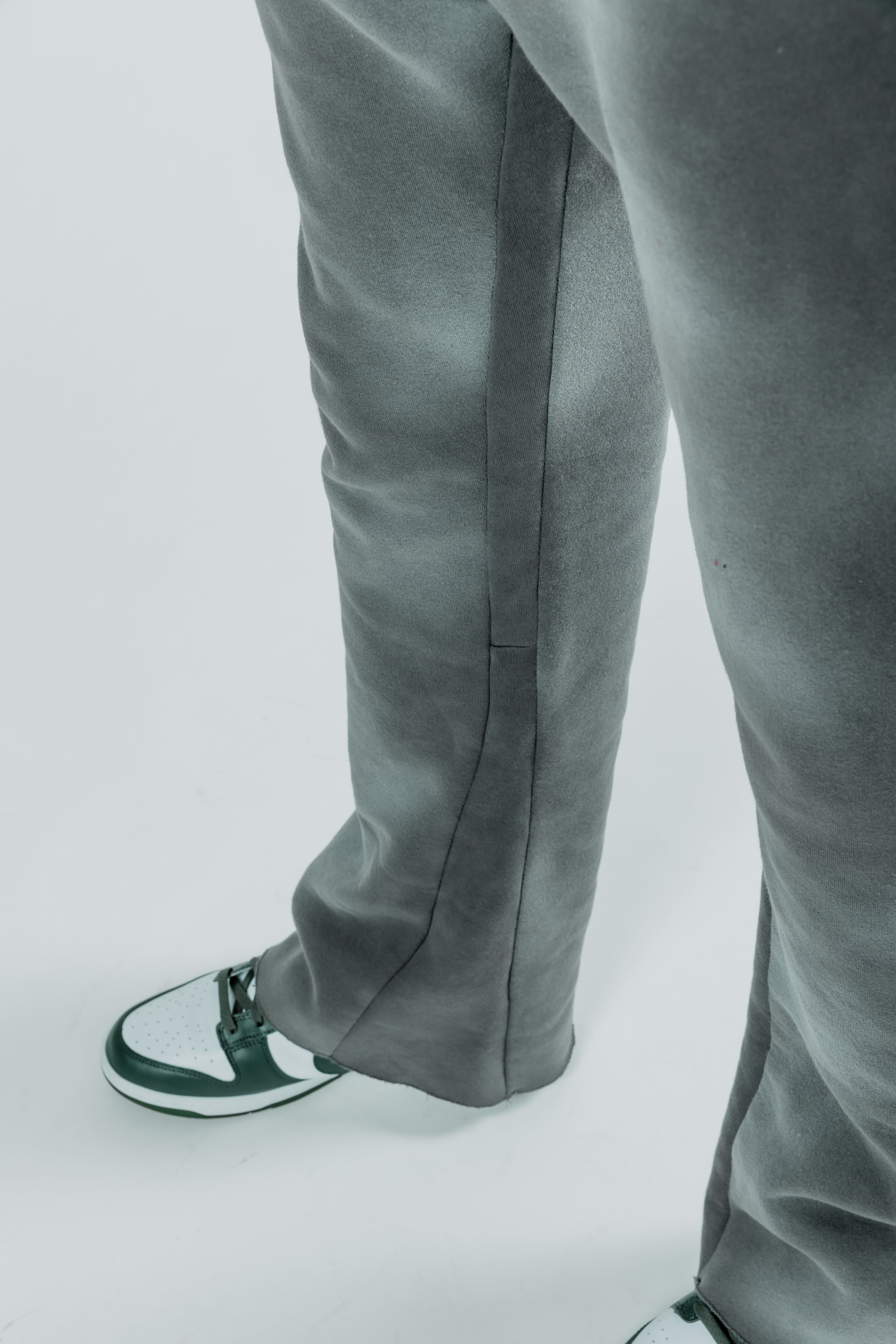 Flare Smoke Sweatpants