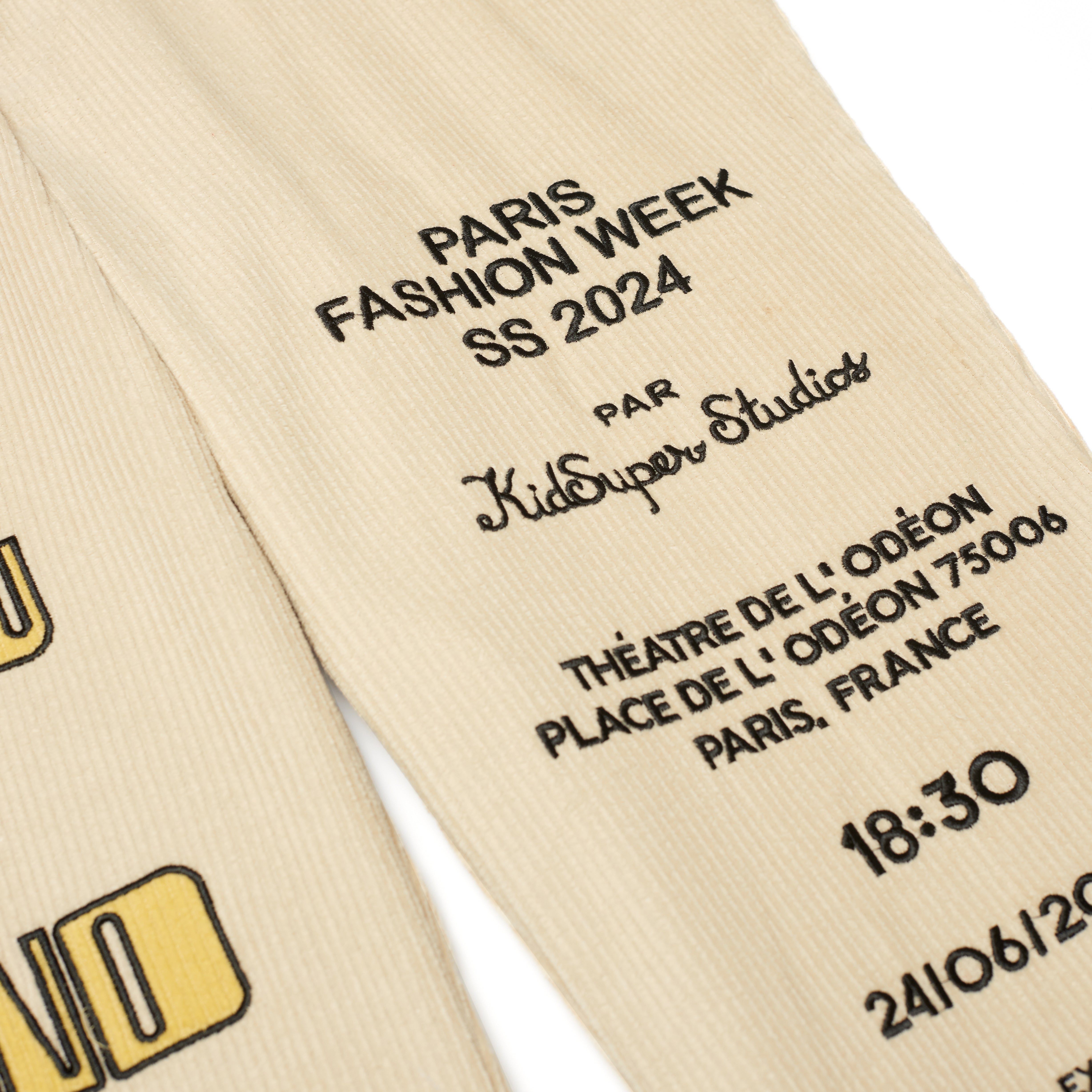 How to Find an Idea Poster Suit Bottom [Beige]