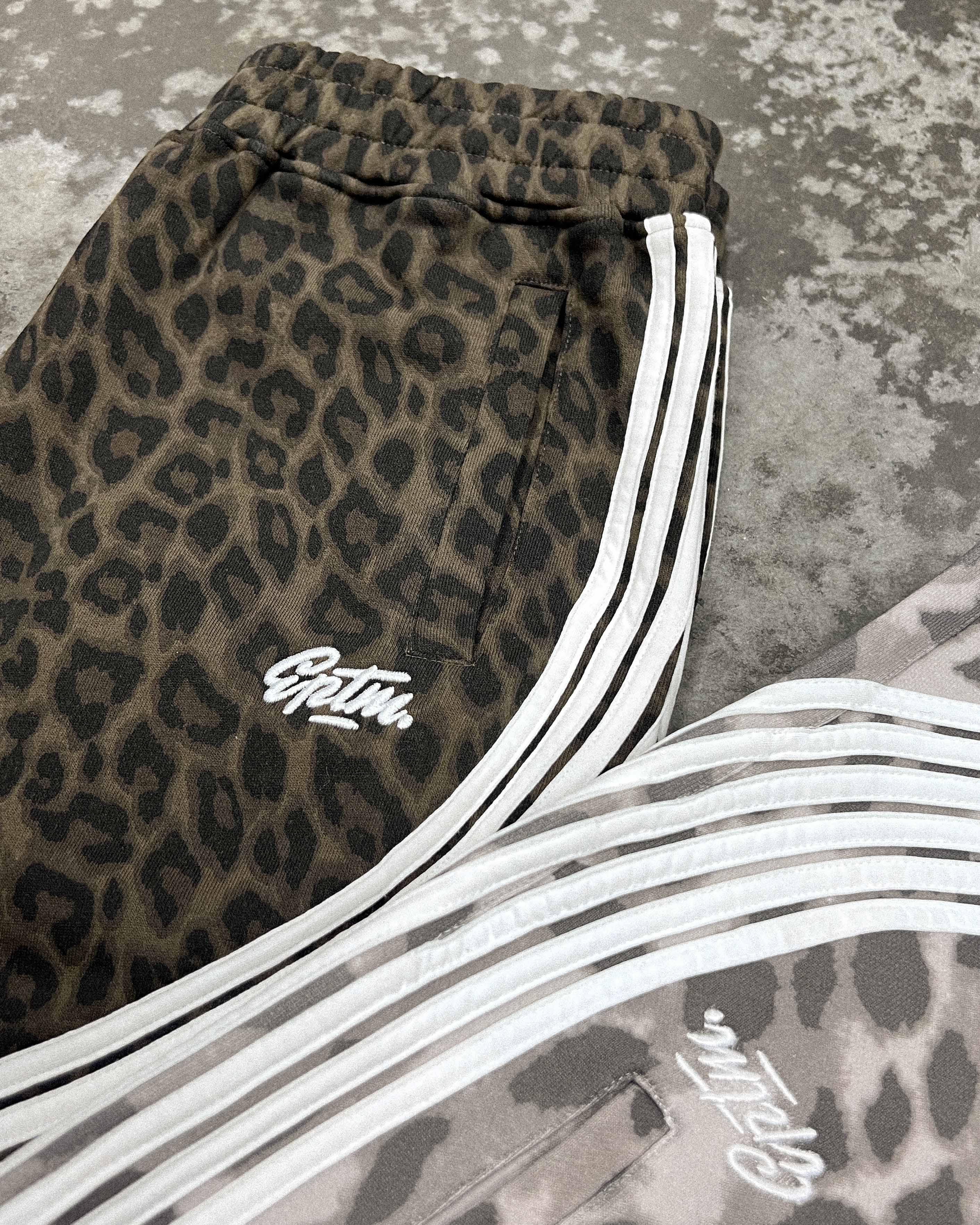 EPTM Leopard Highland Shorts - Brown