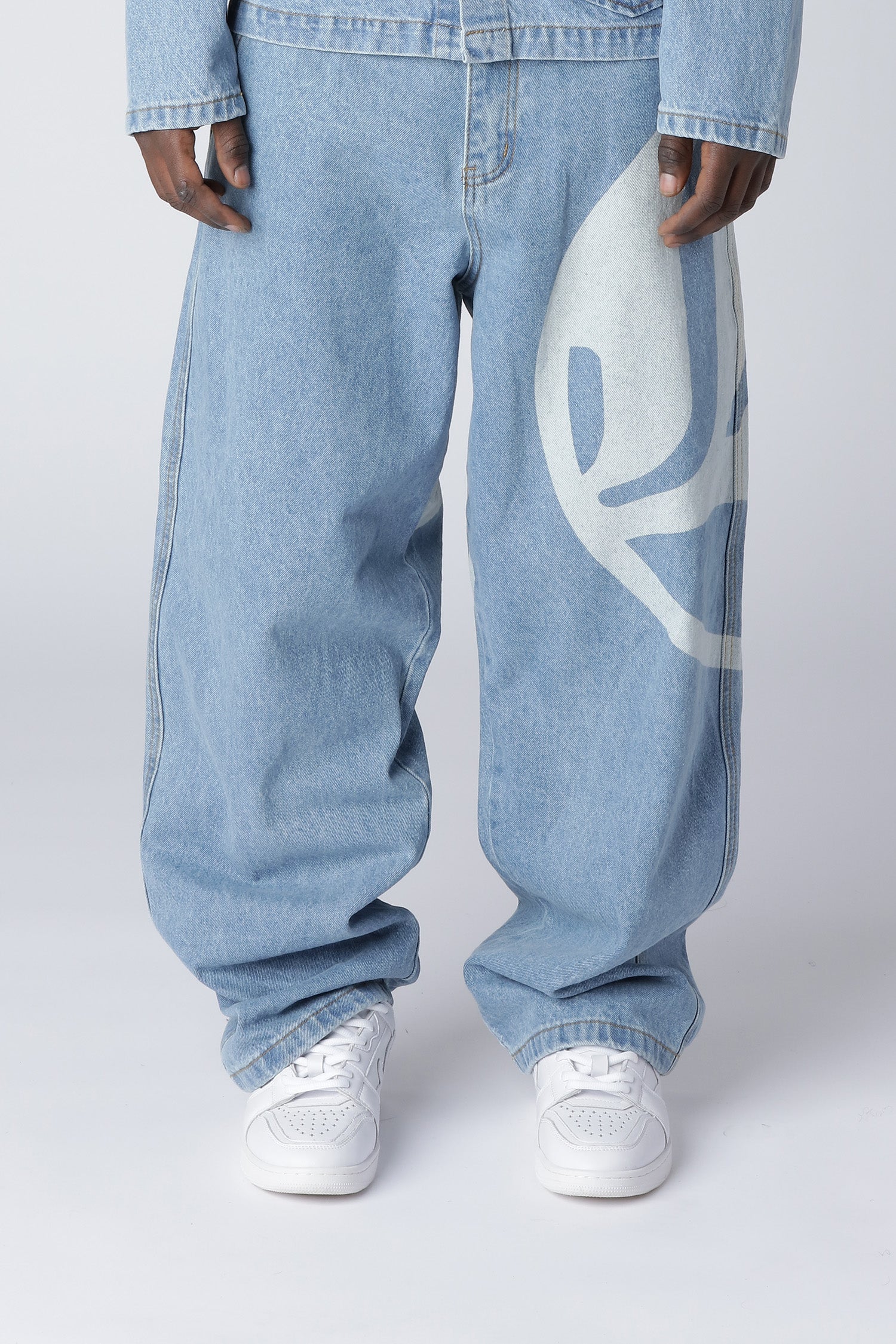 LOGO DENIM JEANS - Light Blue