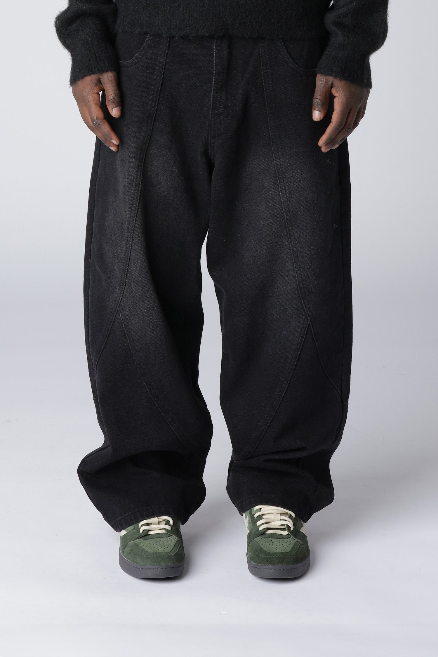 OUTERSEAM LOGO JEANS - Stonewashed Black