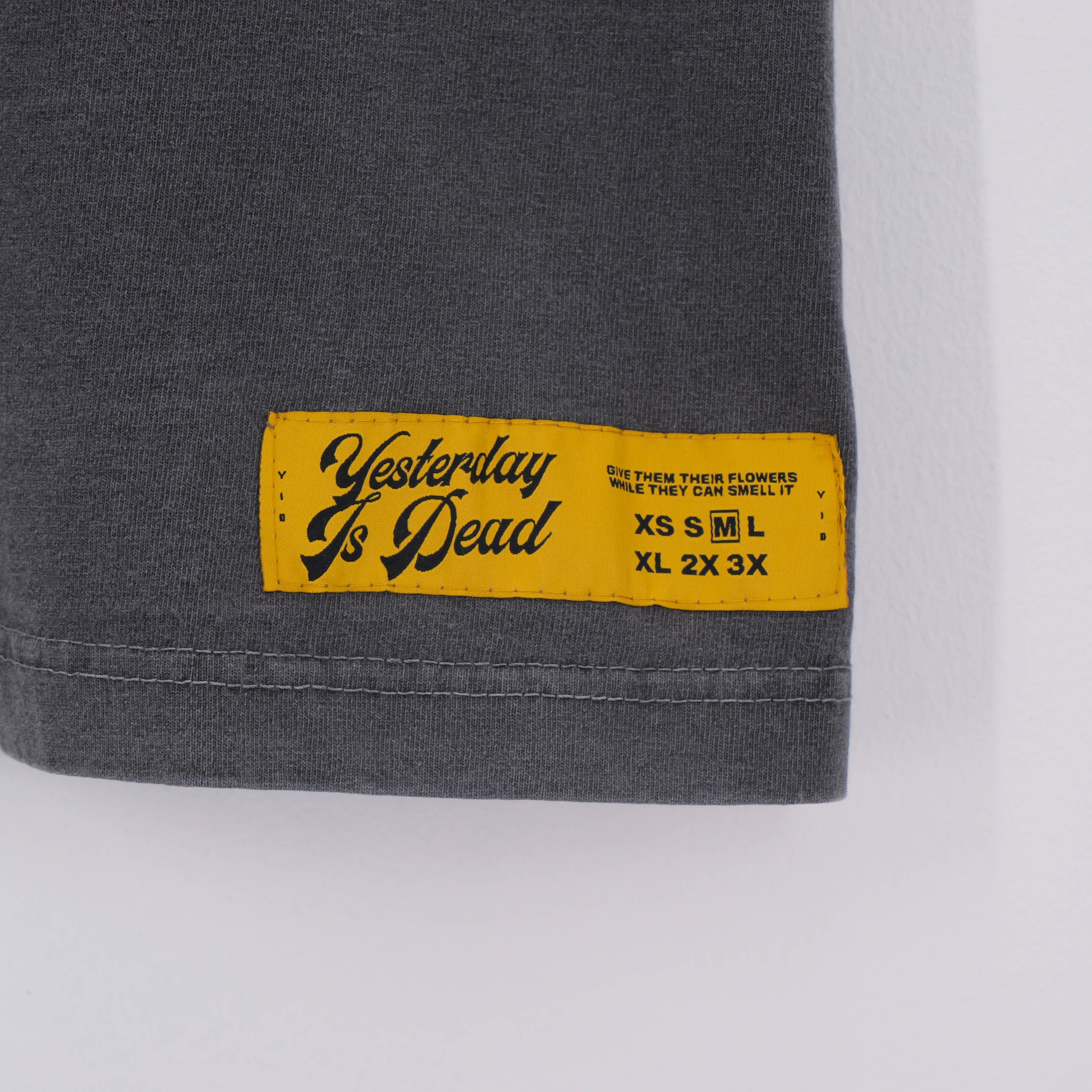 UNIVERSAL TEE SHADOW