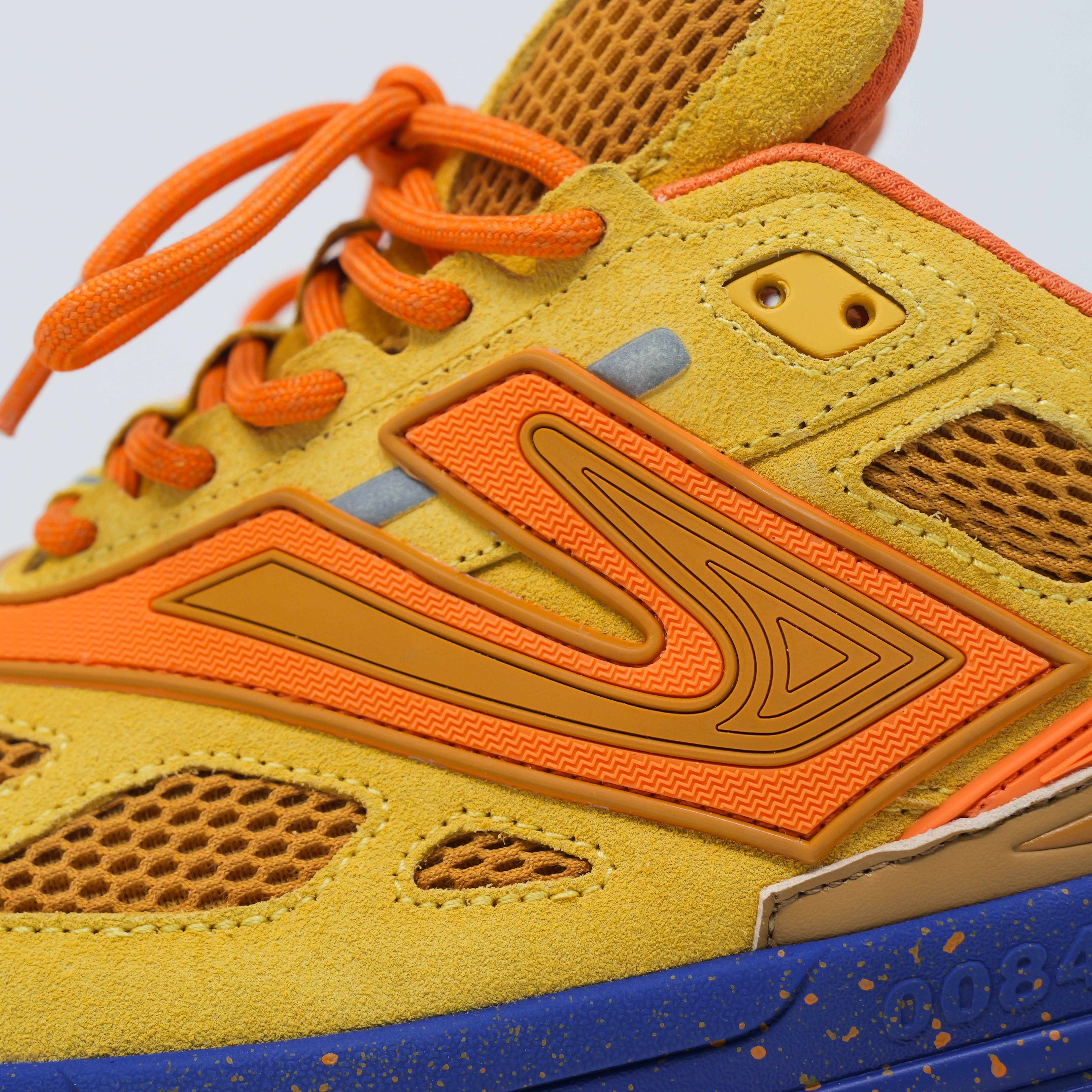 VRTX AT84 BUTTERSCOTCH