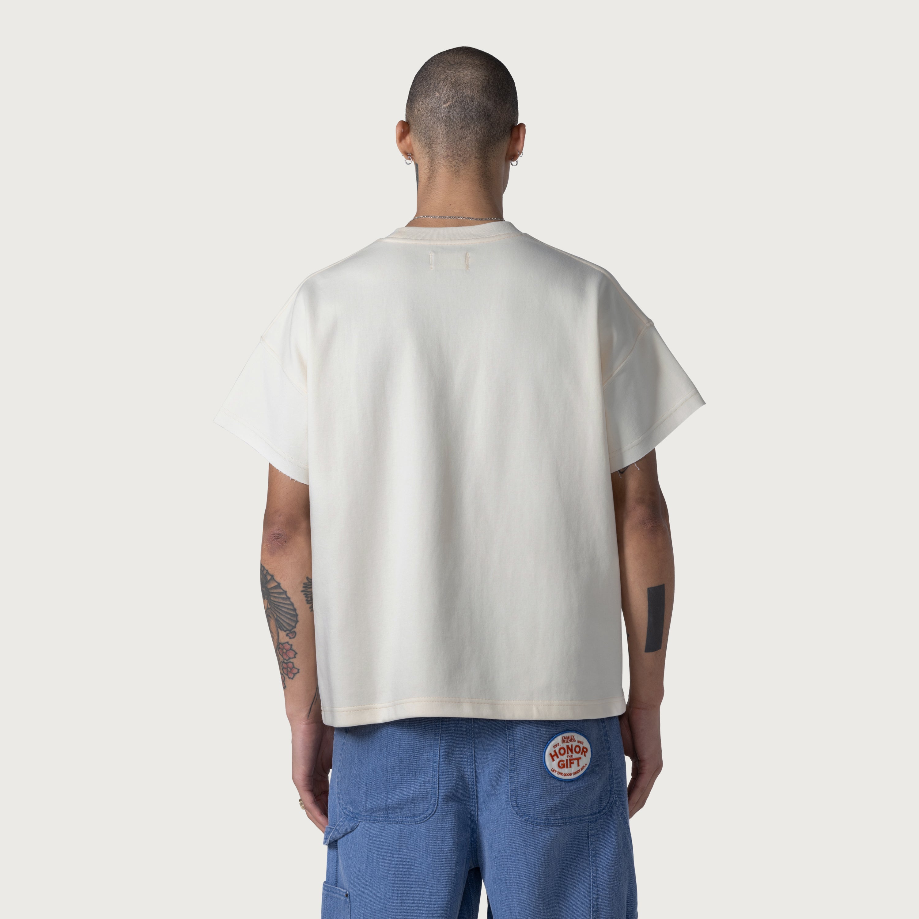 Pendant Box T-Shirt - Bone