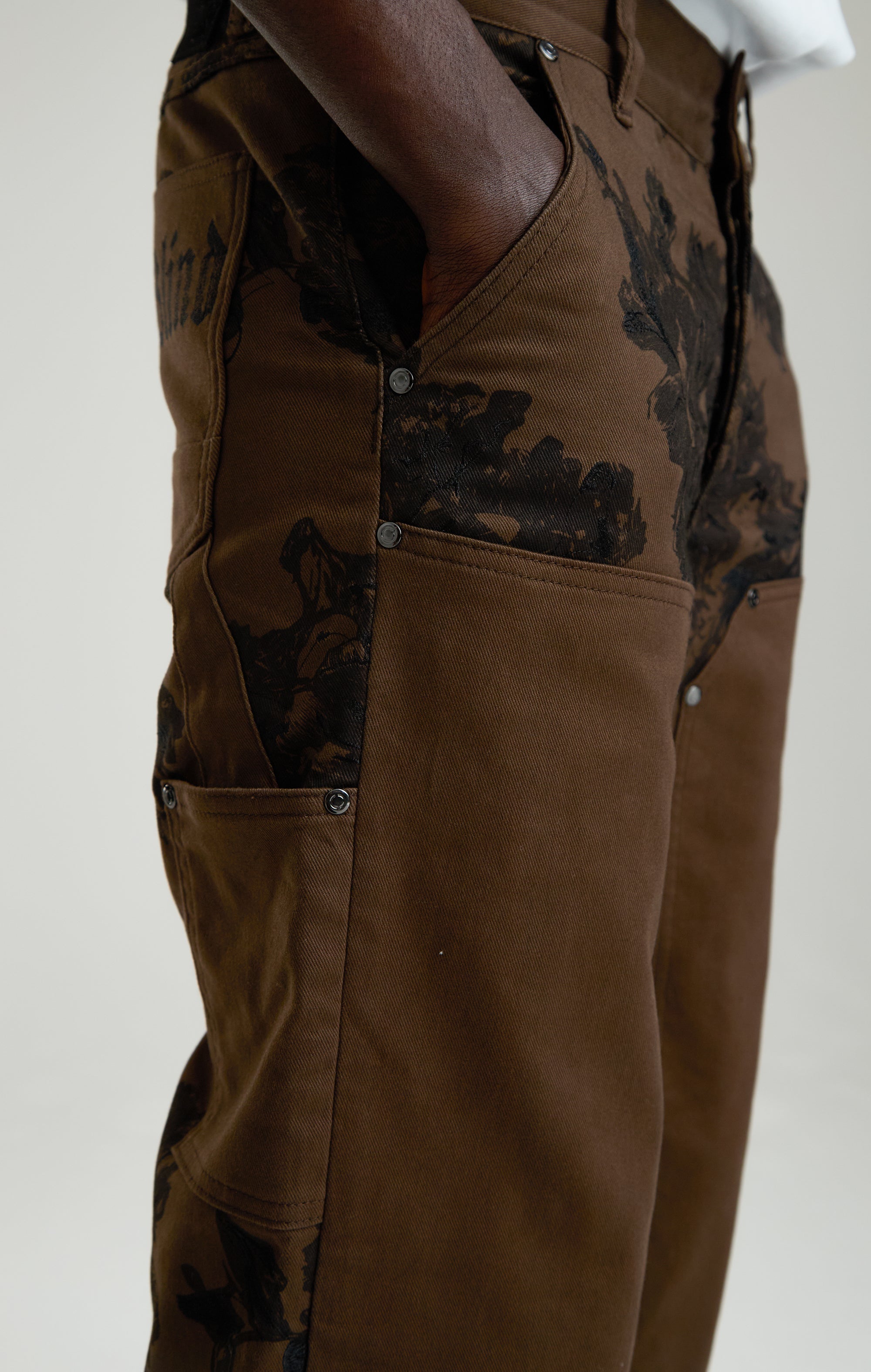 SHADOW BLOSSOM CARPENTER PANTS