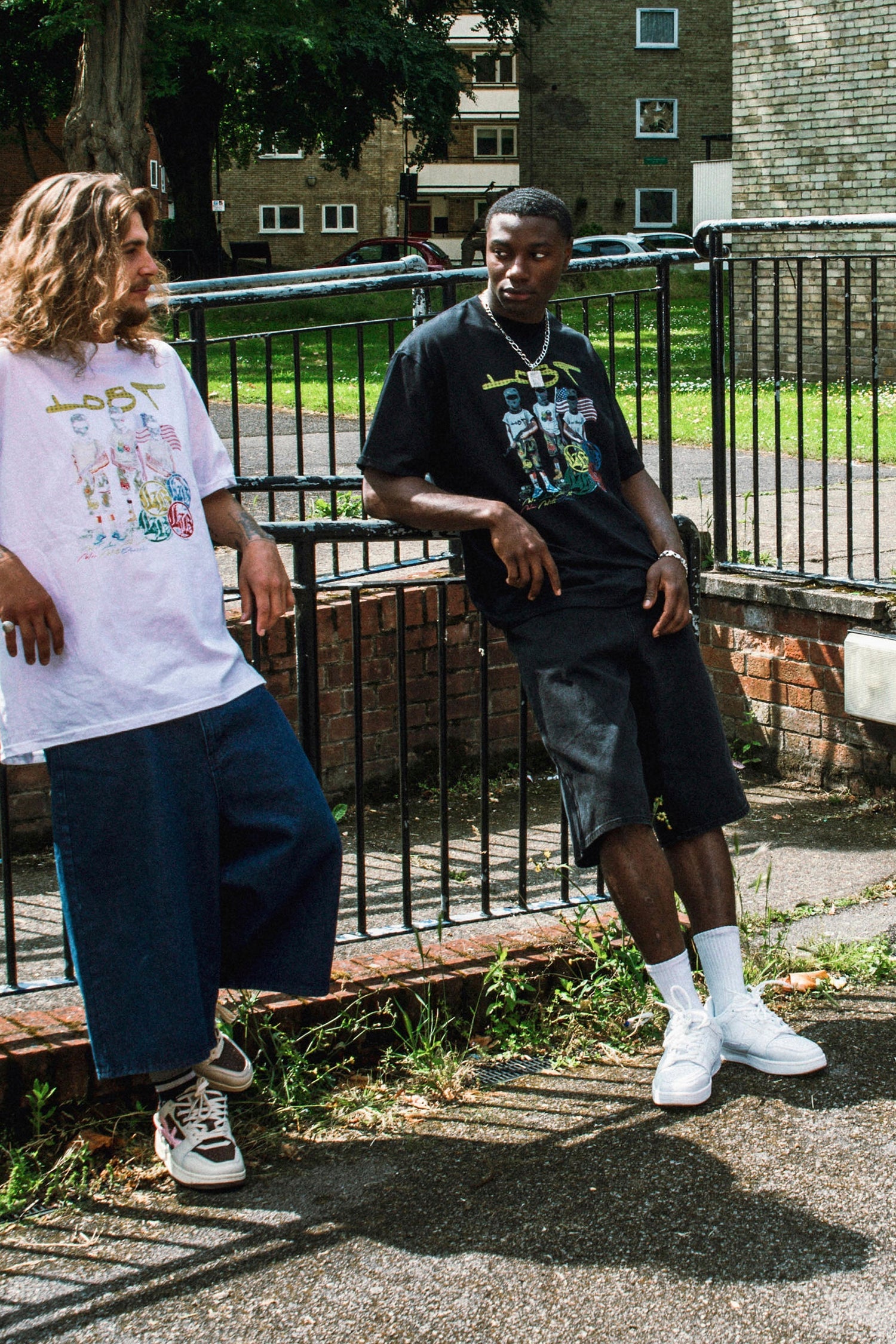 THE WAR WITHIN GRAPHIC TEE - Black