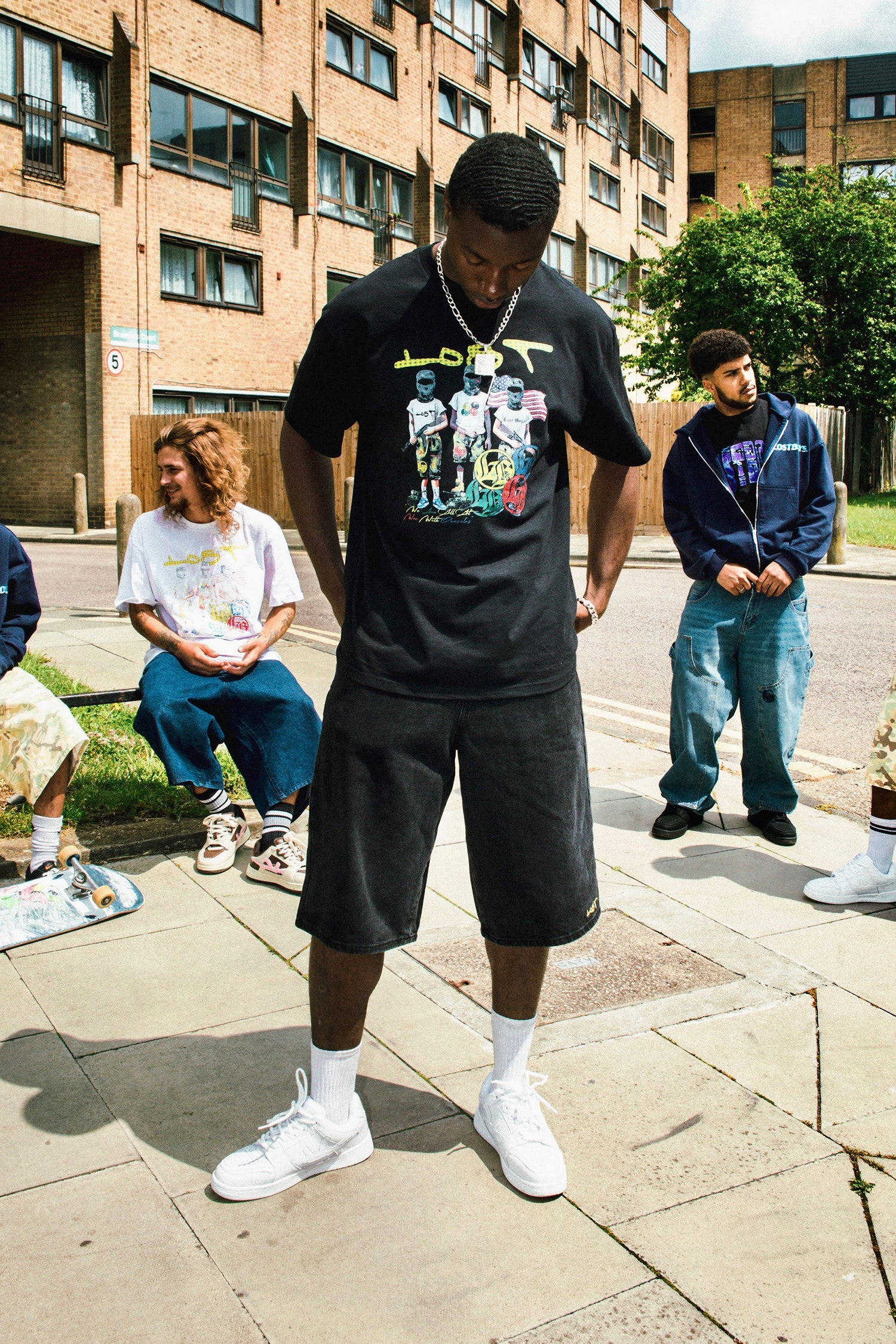 THE WAR WITHIN GRAPHIC TEE - Black