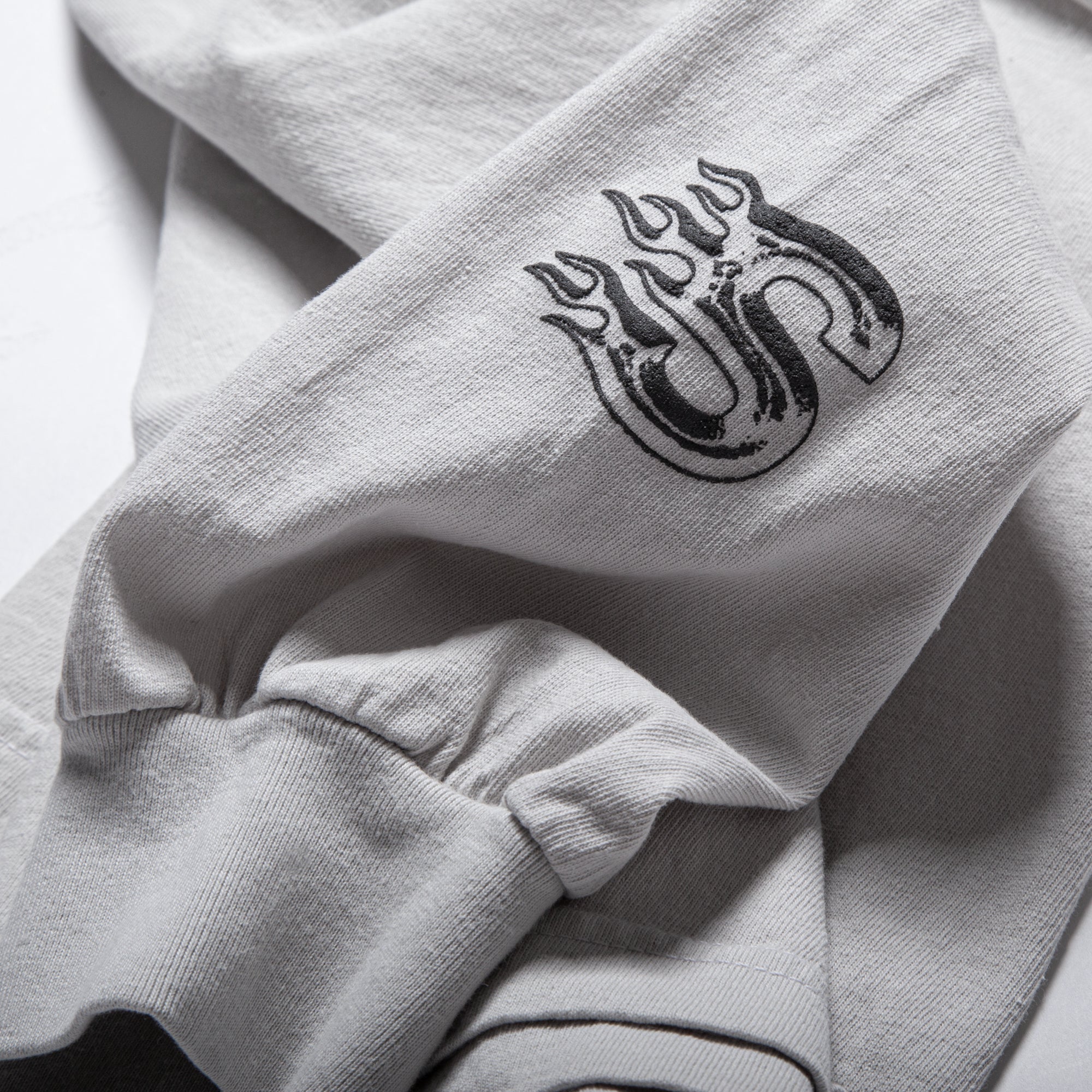 BIG ONE L/S - WASHED GREY