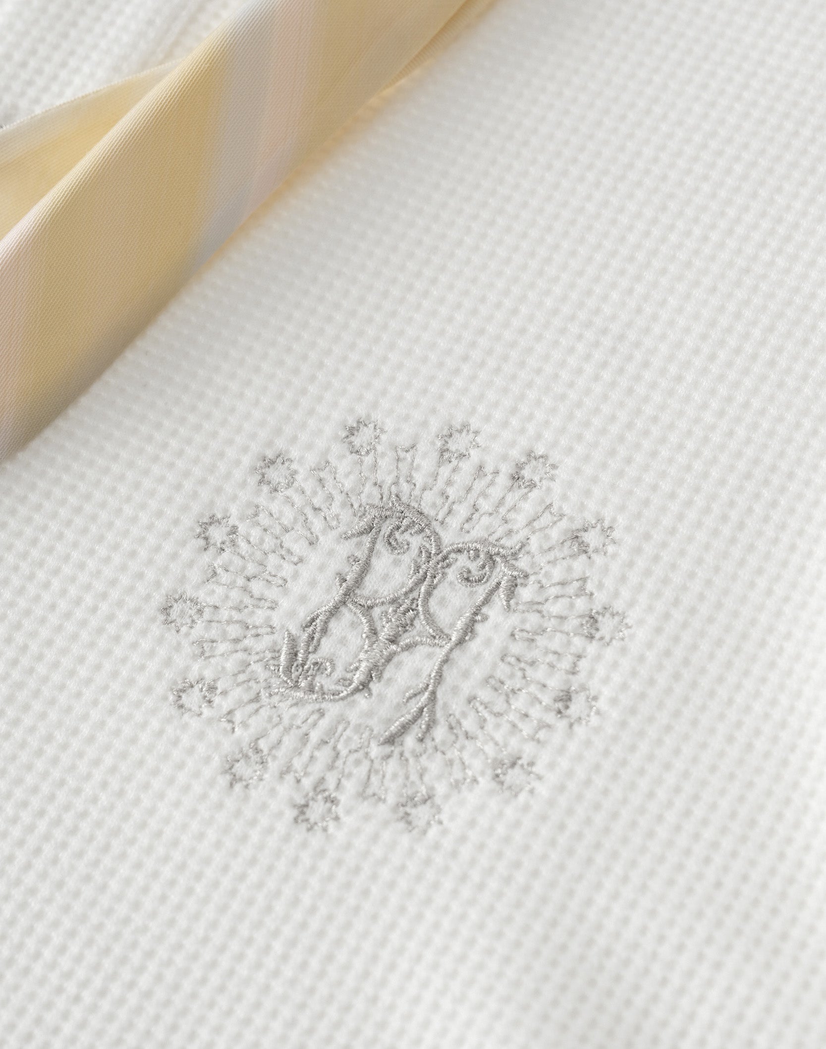 Twilight Collar Polo in WHT