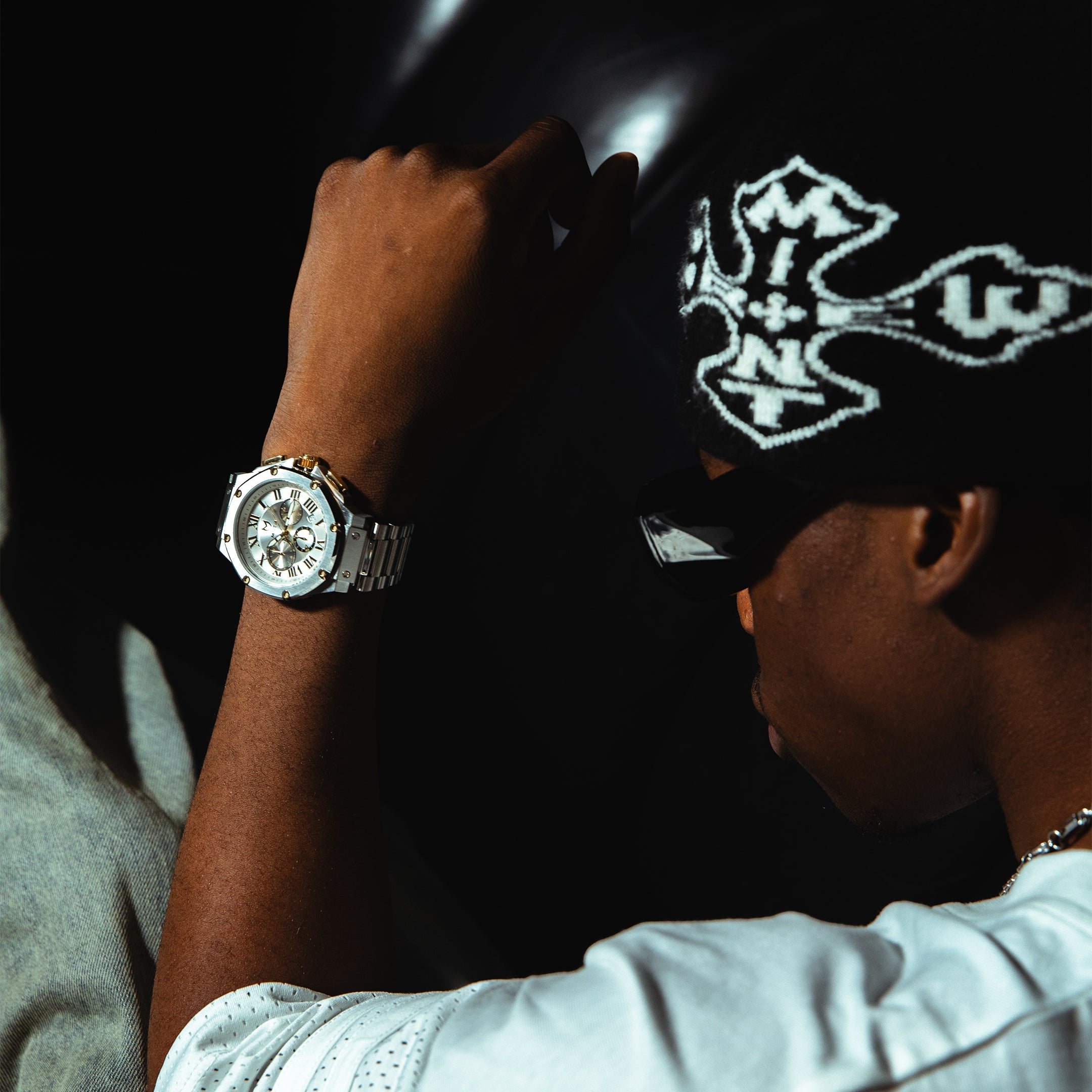 AM1045SS - AMBASSADOR SILVER & GOLD WATCH