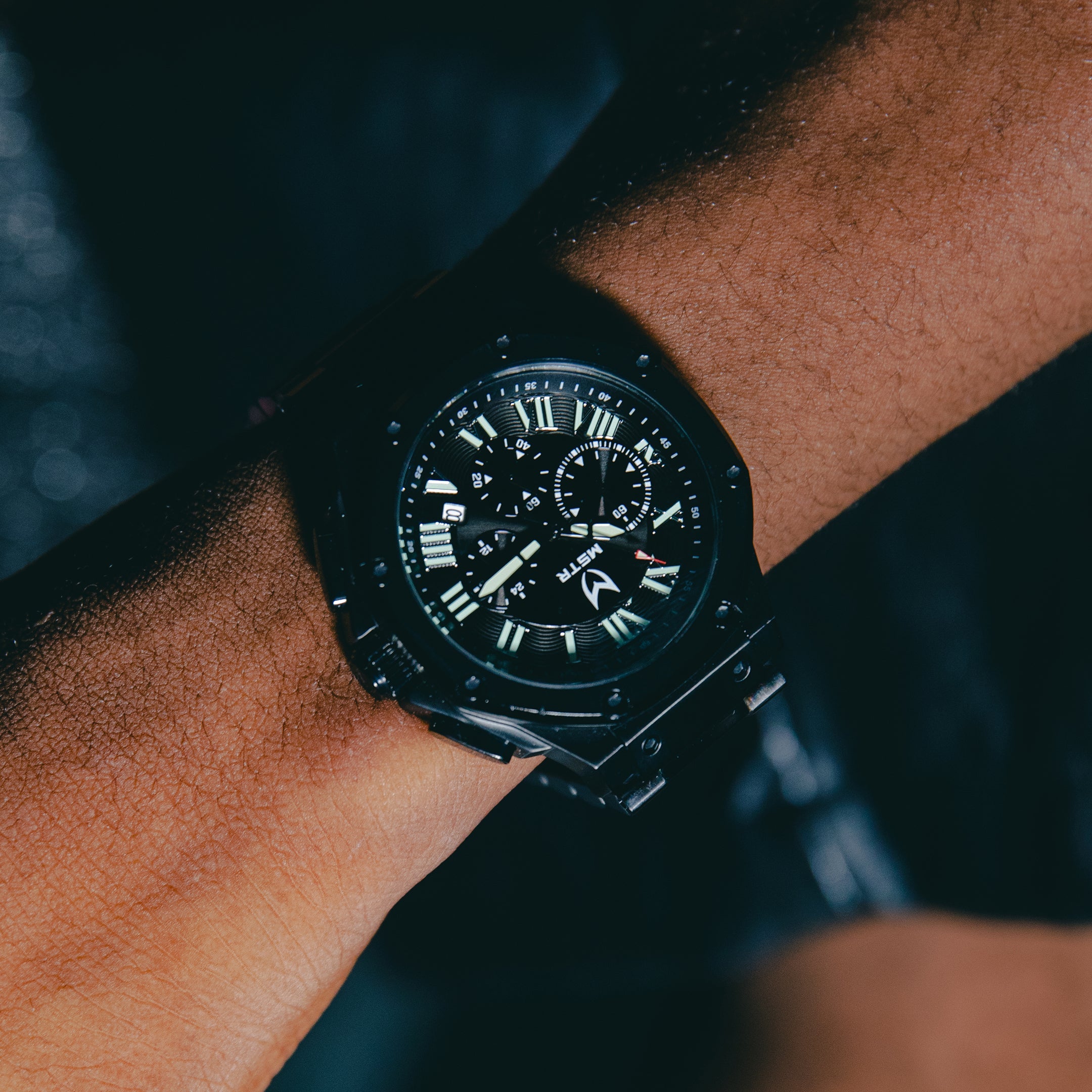 AM1056SS - AMBASSADOR BLACK STEEL BAND