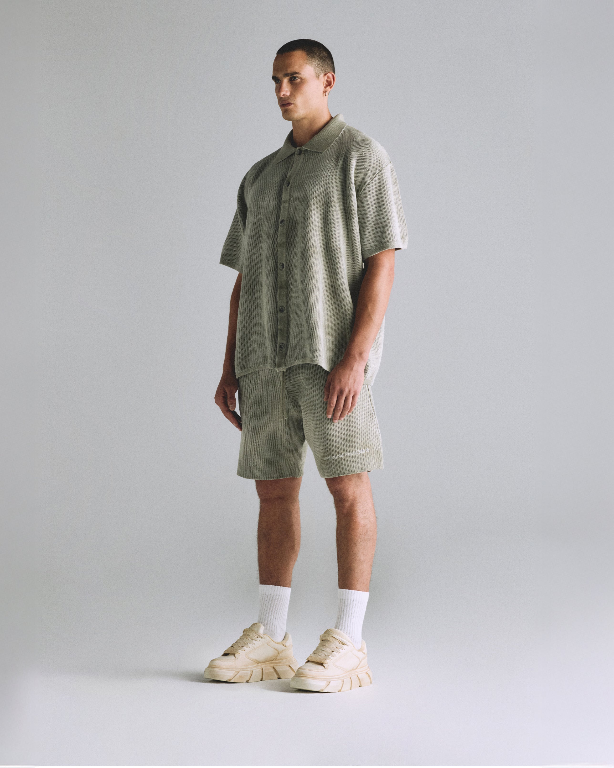 Basics Undergold Studio Knitted Tshirt Aged Green