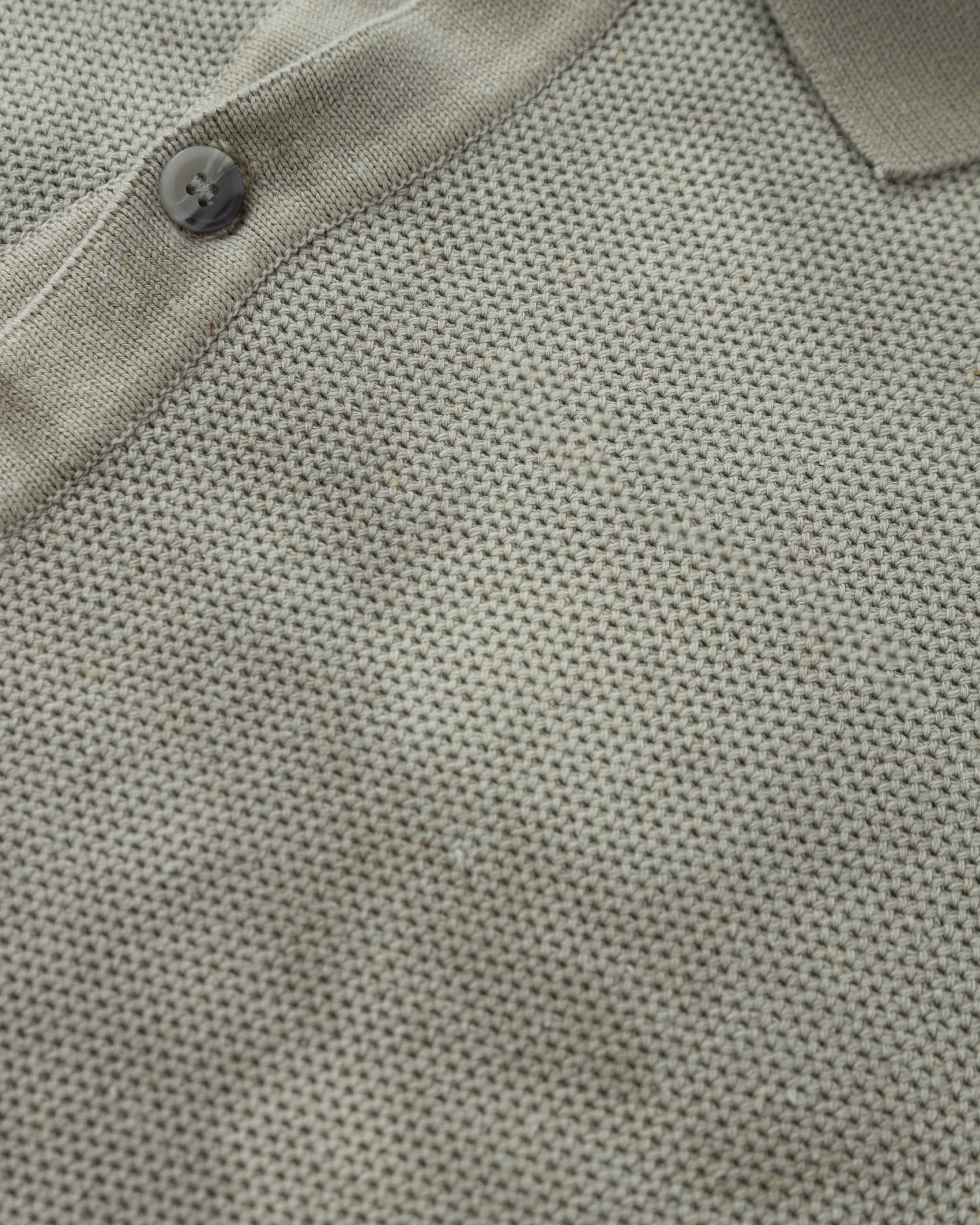 Basics Undergold Studio Knitted Tshirt Aged Green