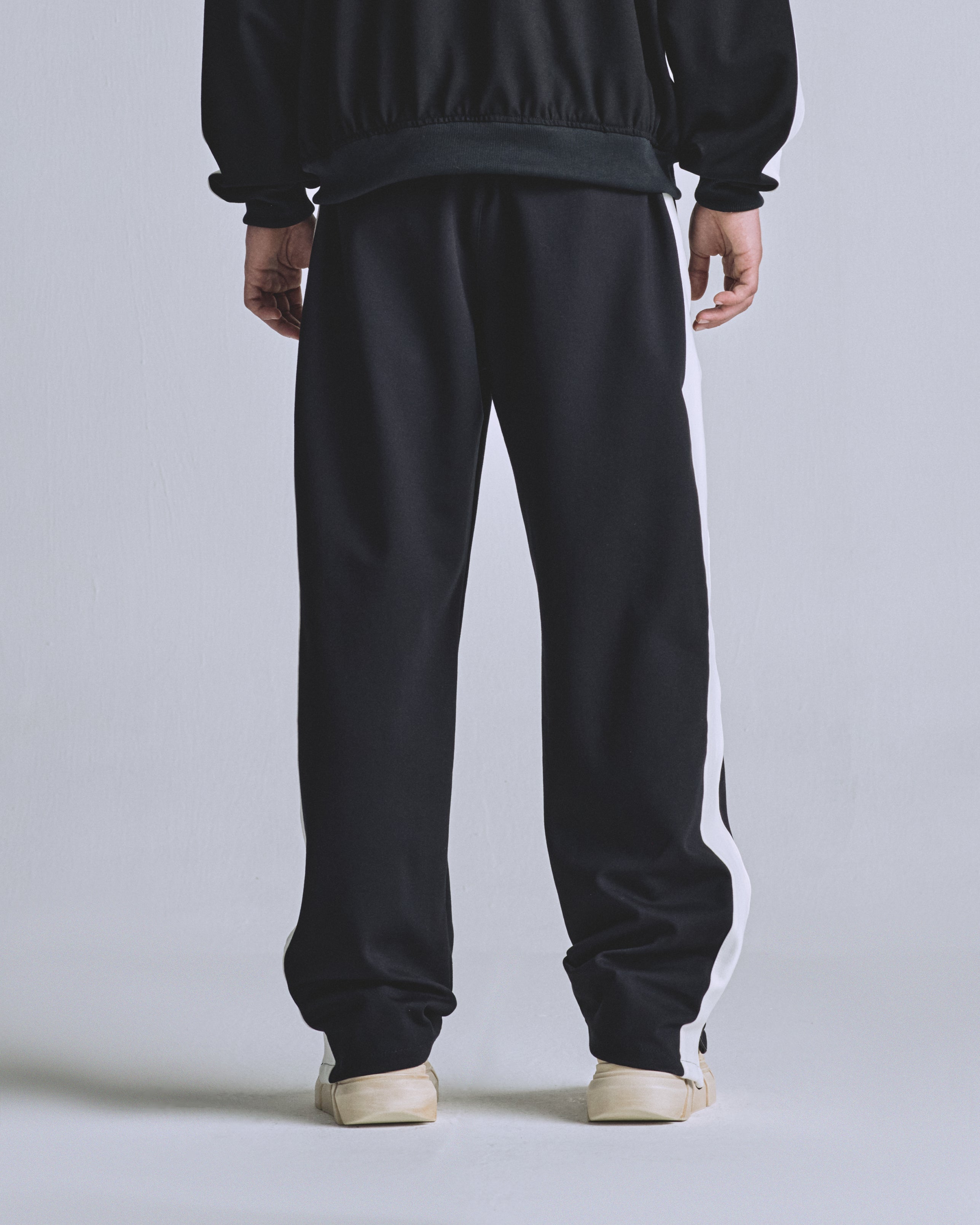 Basics Undergold Studio Tracksuit Pants Black
