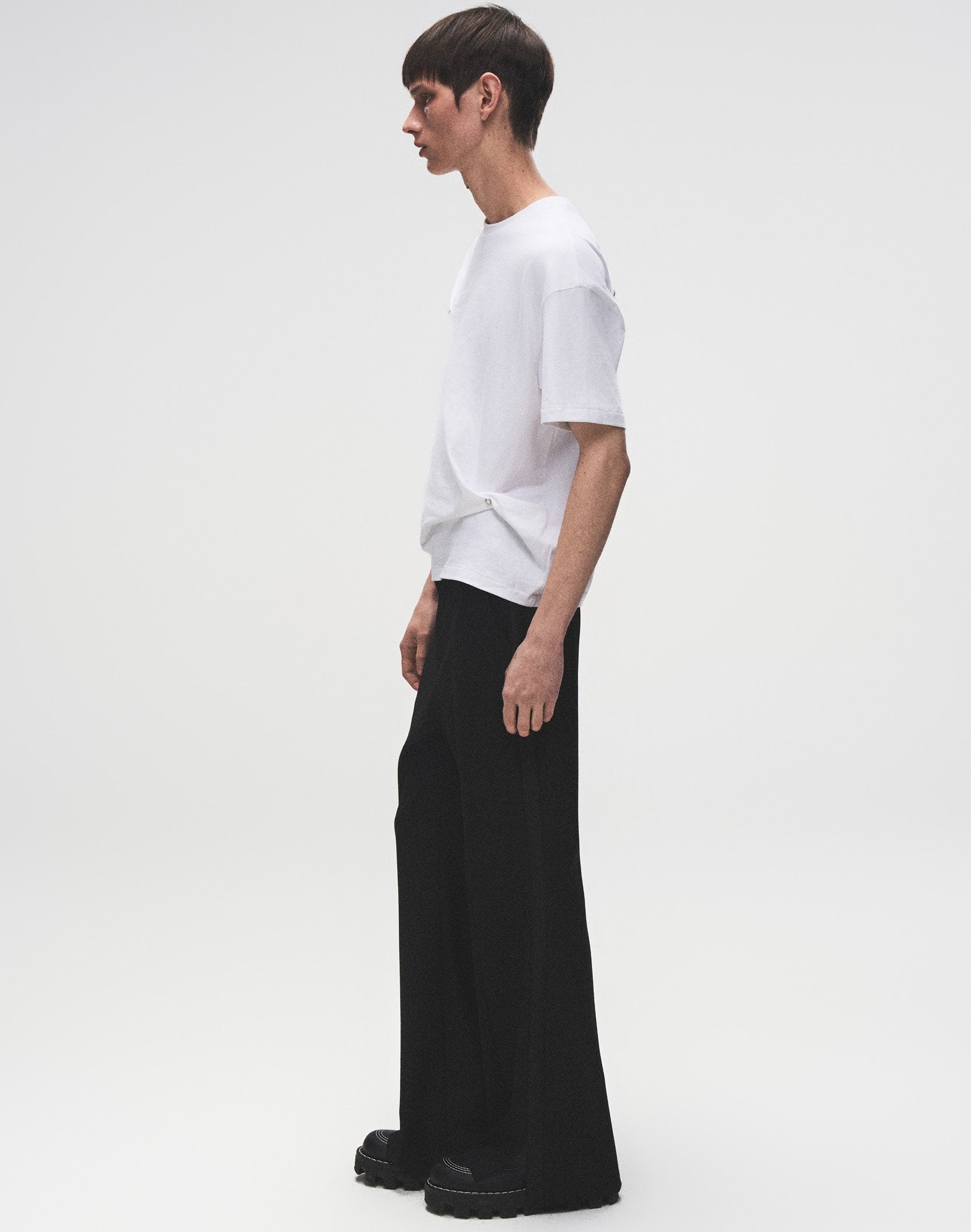 Twist-Detail Fashion T-Shirt