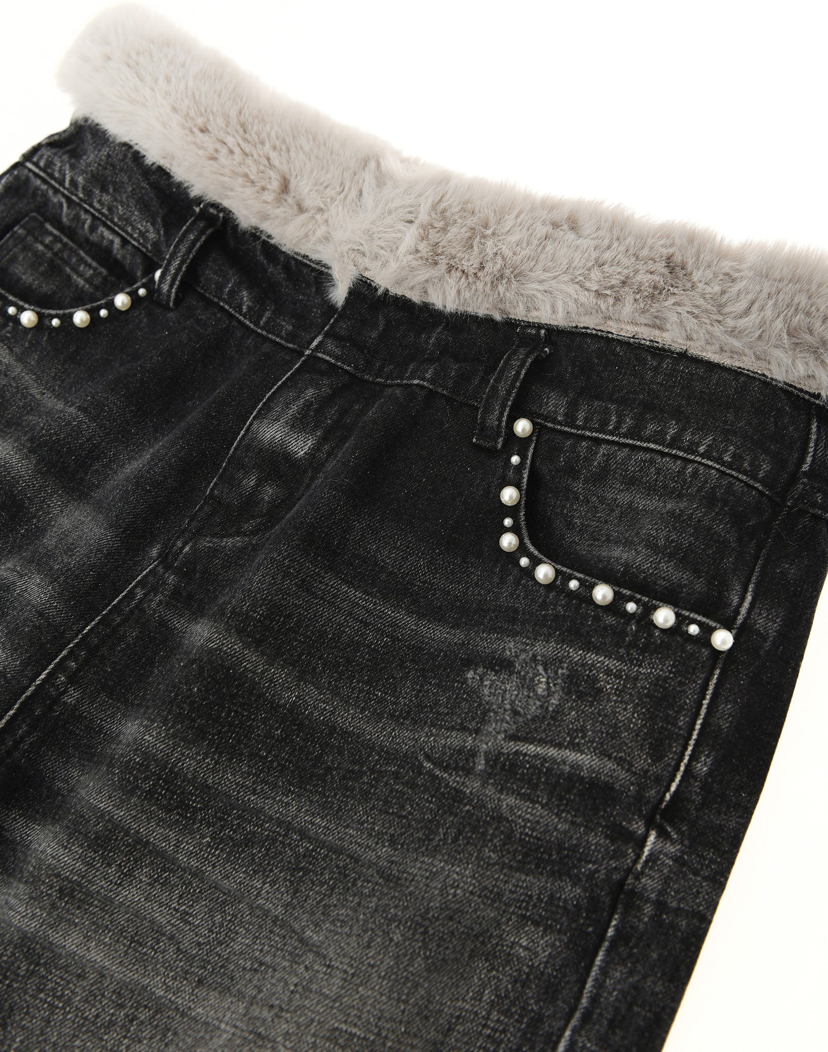 Pearl Fur Patchwork Jeans In BLK