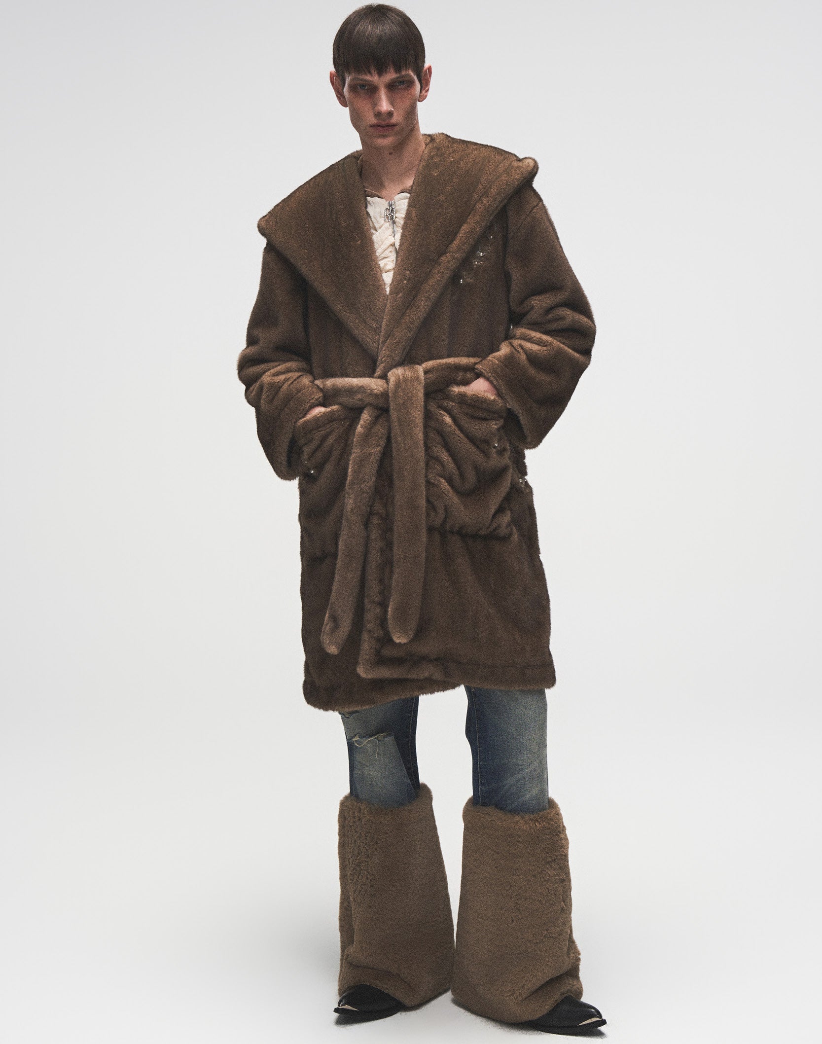 Pearl Fur Patchwork Jeans In BLU