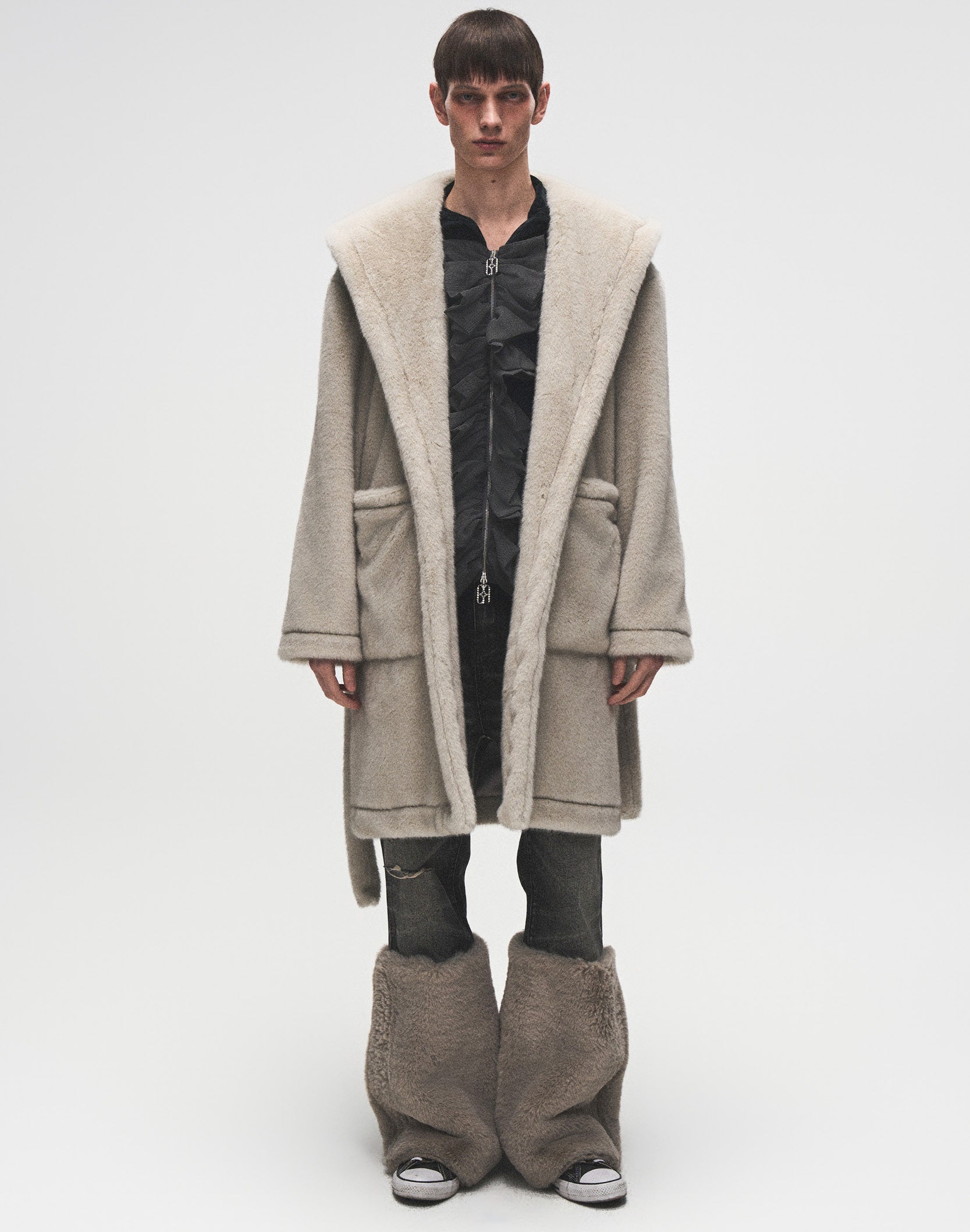 Pearl Fur Patchwork Jeans In BLK